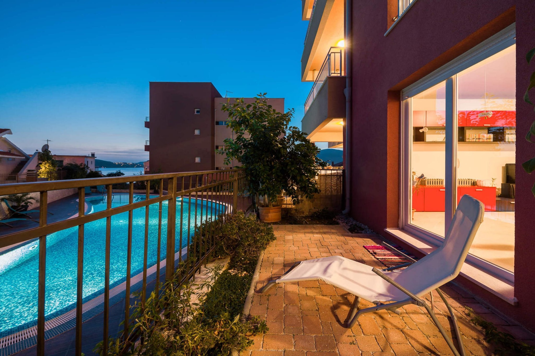 Elegant Hideaway Apartment with Pool - Two Bedroom Apartment with Pool