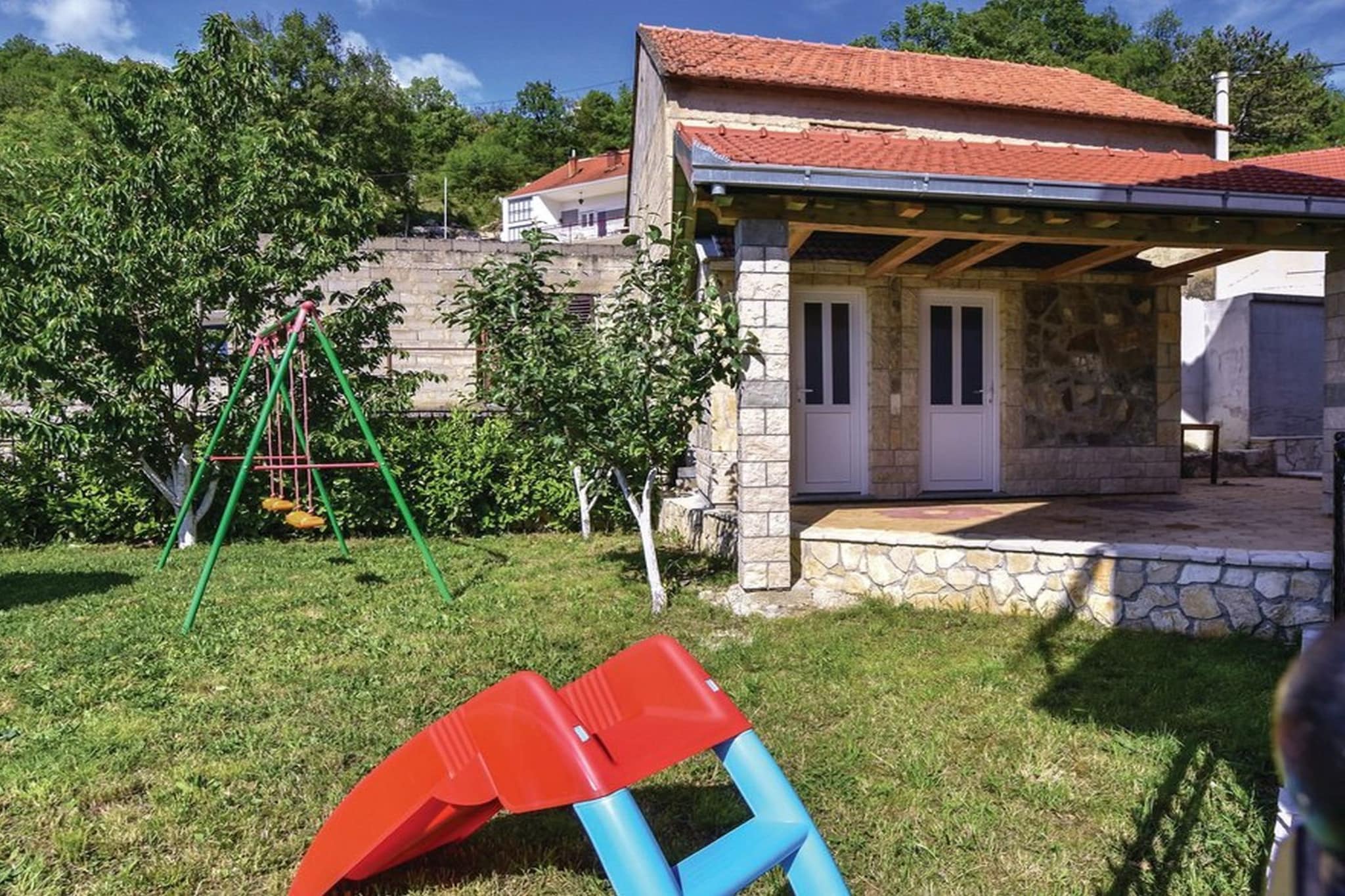 Serene Villa with Pool, BBQ, and Authentic Tavern Surrounded by Nature - Five Bedroom Holiday Home