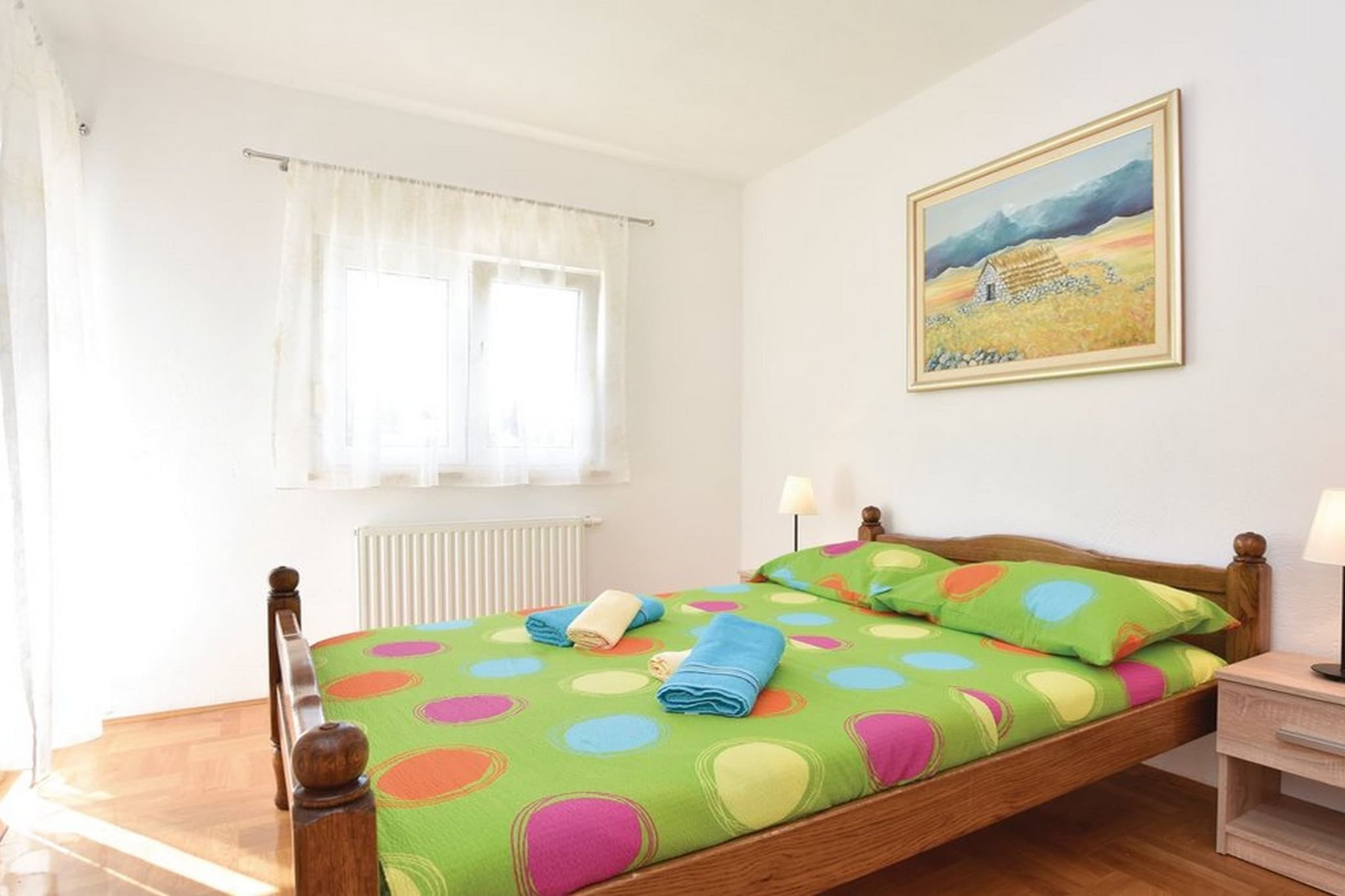 Serene Villa with Pool, BBQ, and Authentic Tavern Surrounded by Nature - Five Bedroom Holiday Home-Chambre