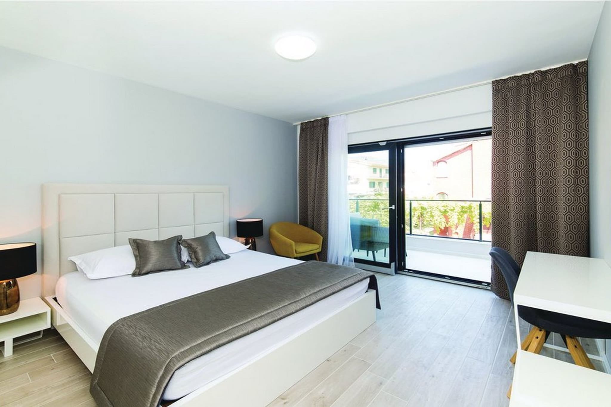 Modern Kastel Villa with Private Pool, Gym, and Large Outdoor Space - Eight Bedroom Villa-Chambre