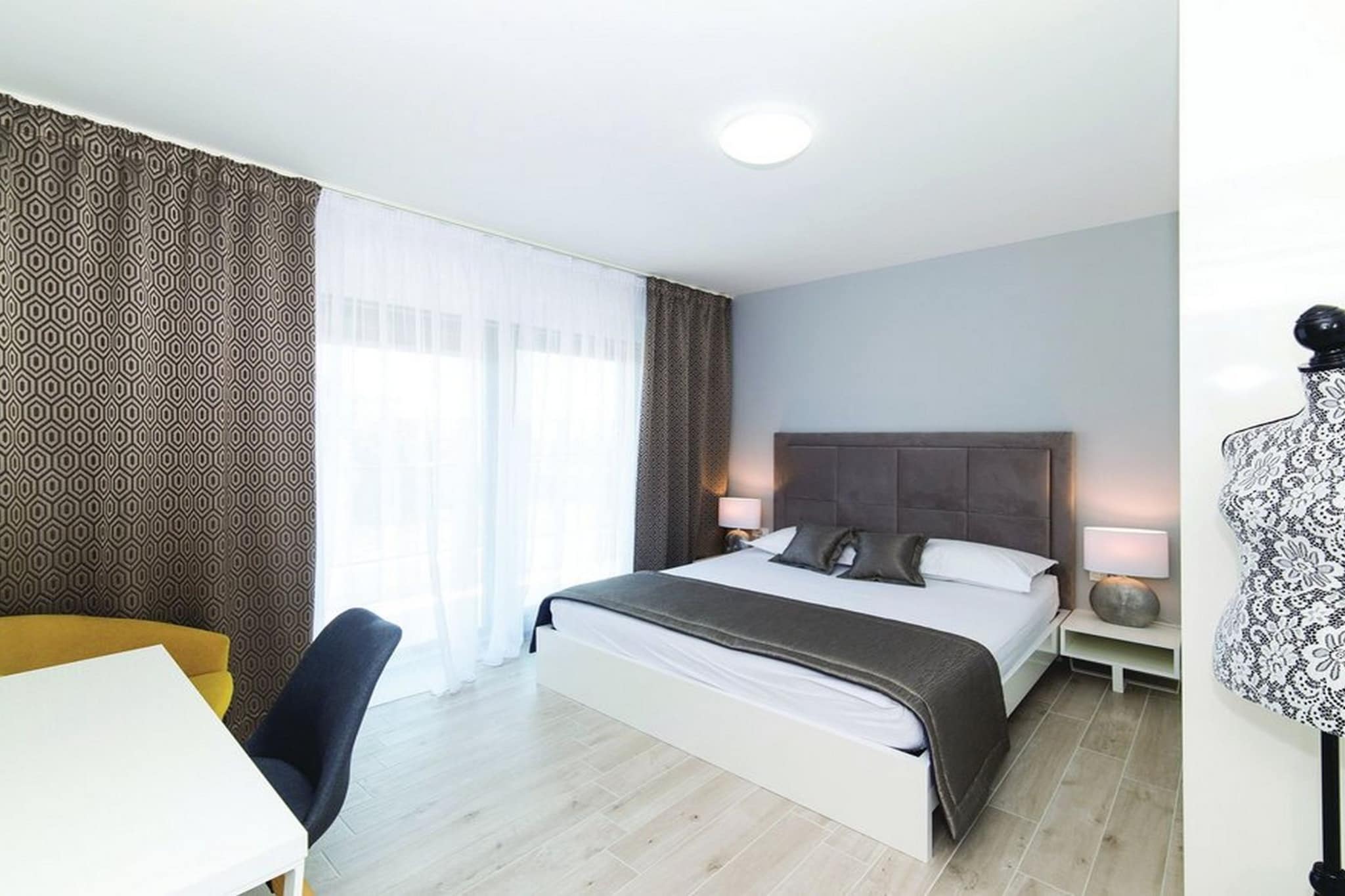 Modern Kastel Villa with Private Pool, Gym, and Large Outdoor Space - Eight Bedroom Villa-Chambre