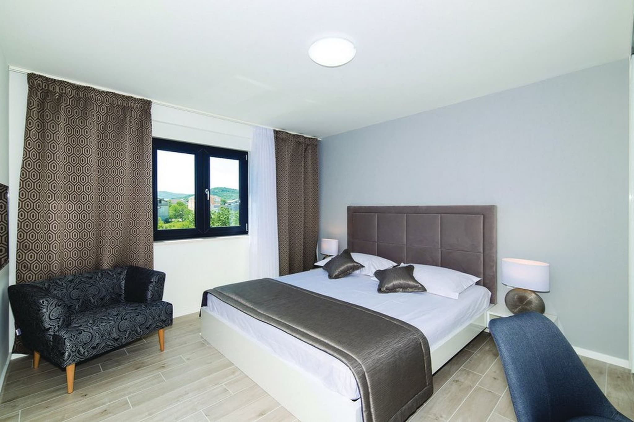 Modern Kastel Villa with Private Pool, Gym, and Large Outdoor Space - Eight Bedroom Villa-Chambre