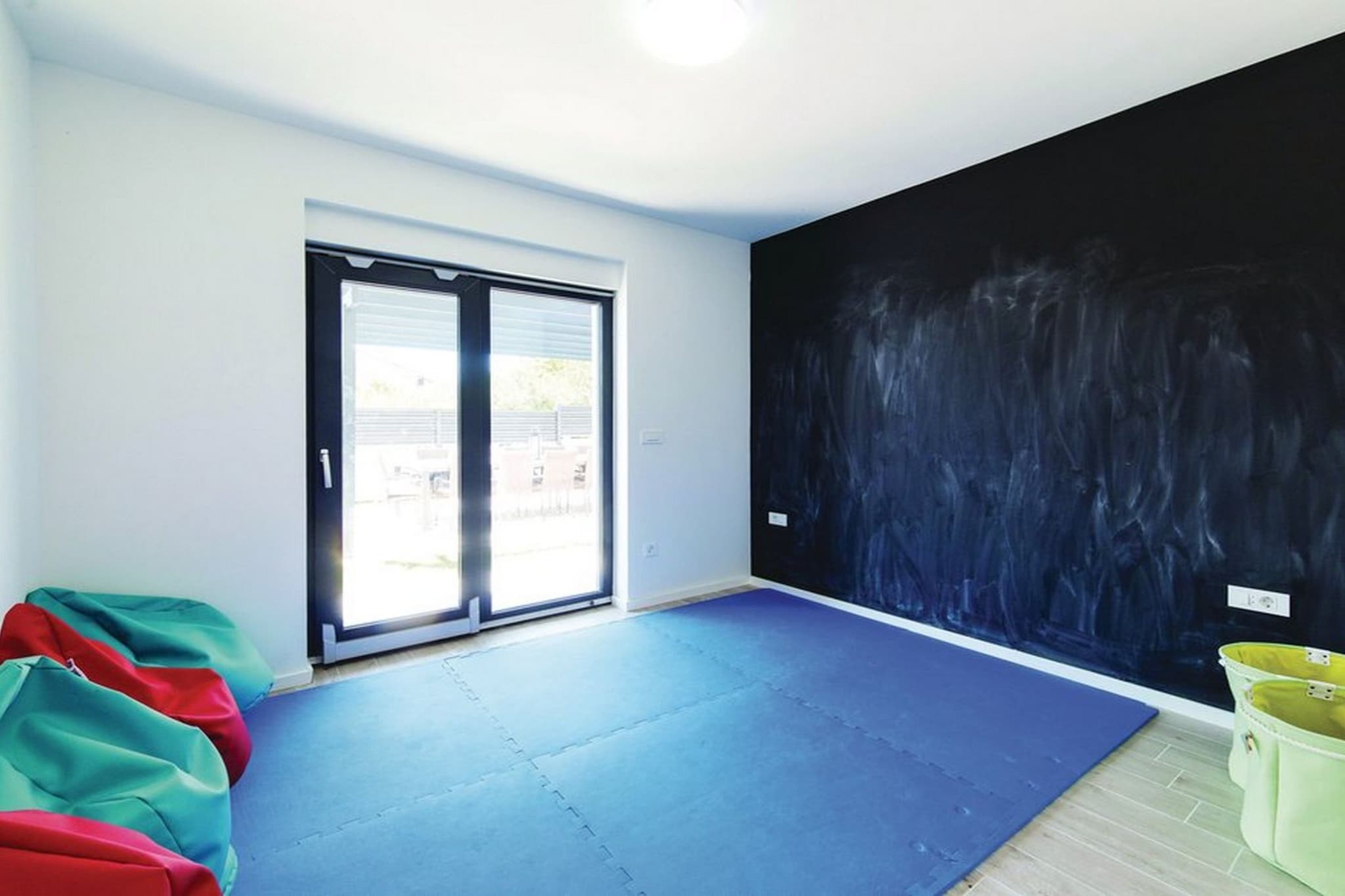 Modern Kastel Villa with Private Pool, Gym, and Large Outdoor Space - Eight Bedroom Villa-Intérieur