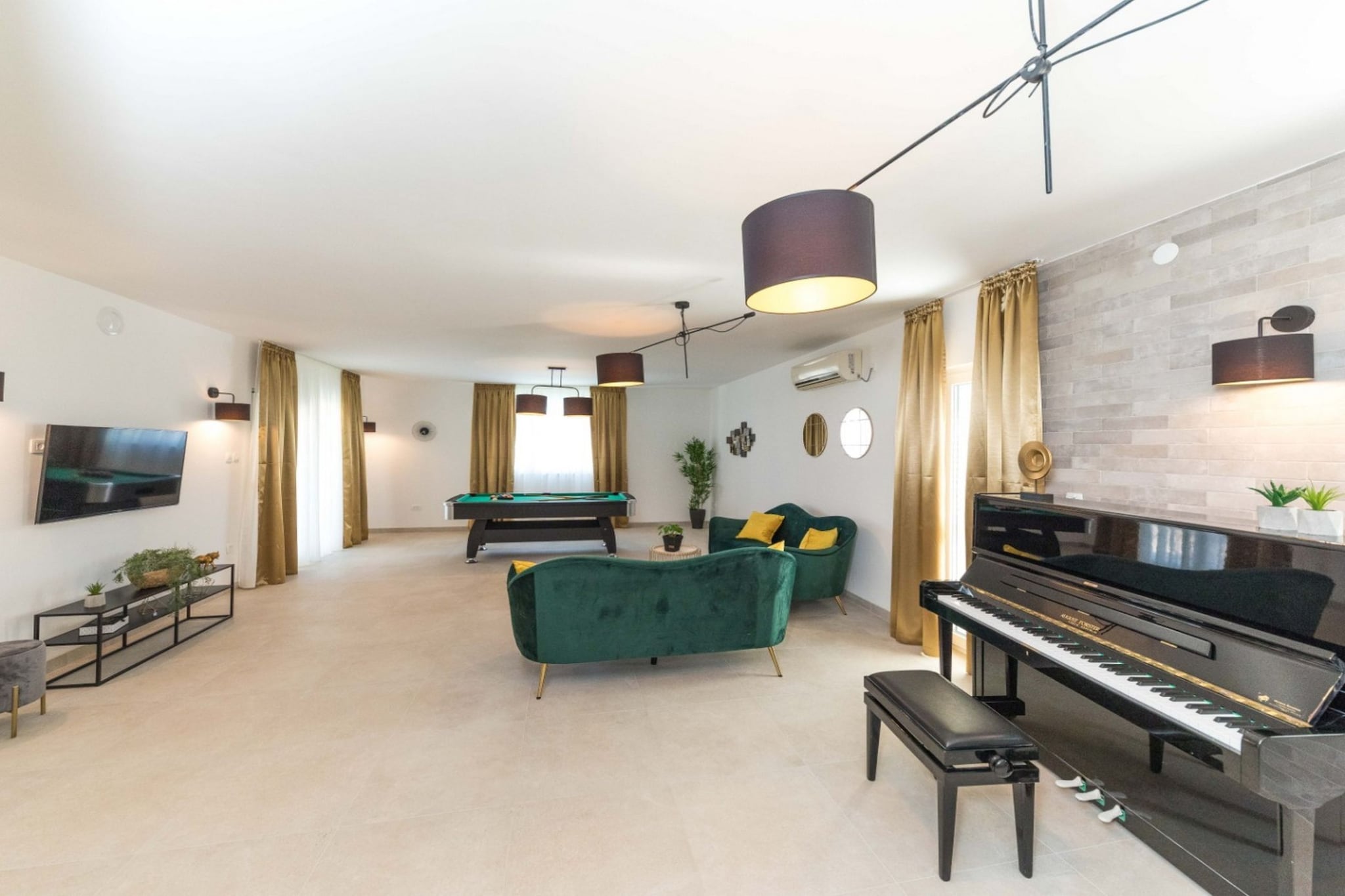 Scenic Elegant Trogir Villa with Pool - Five Bedroom Villa-Living room
