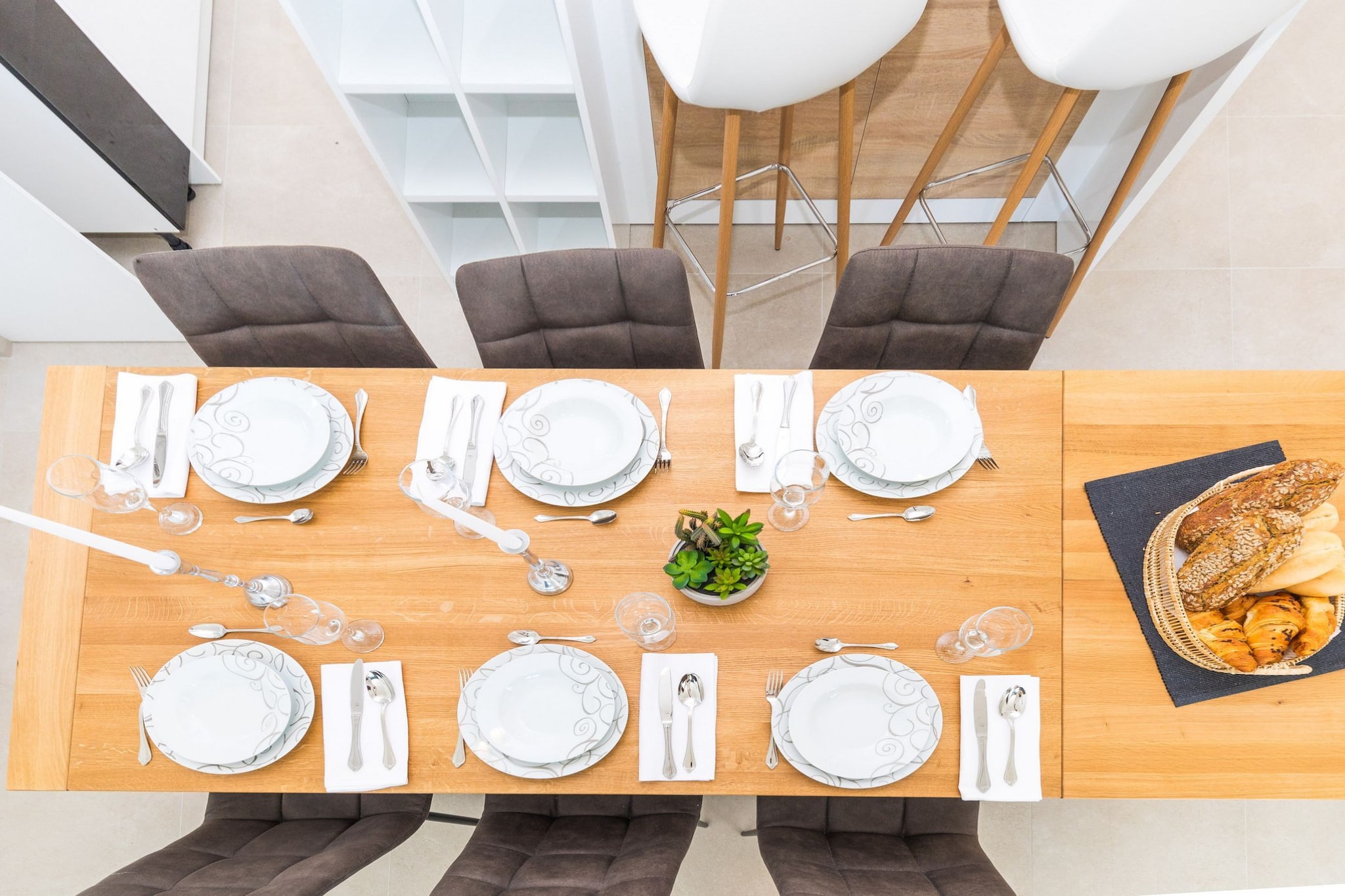 Scenic Elegant Trogir Villa with Pool - Five Bedroom Villa-Dining room