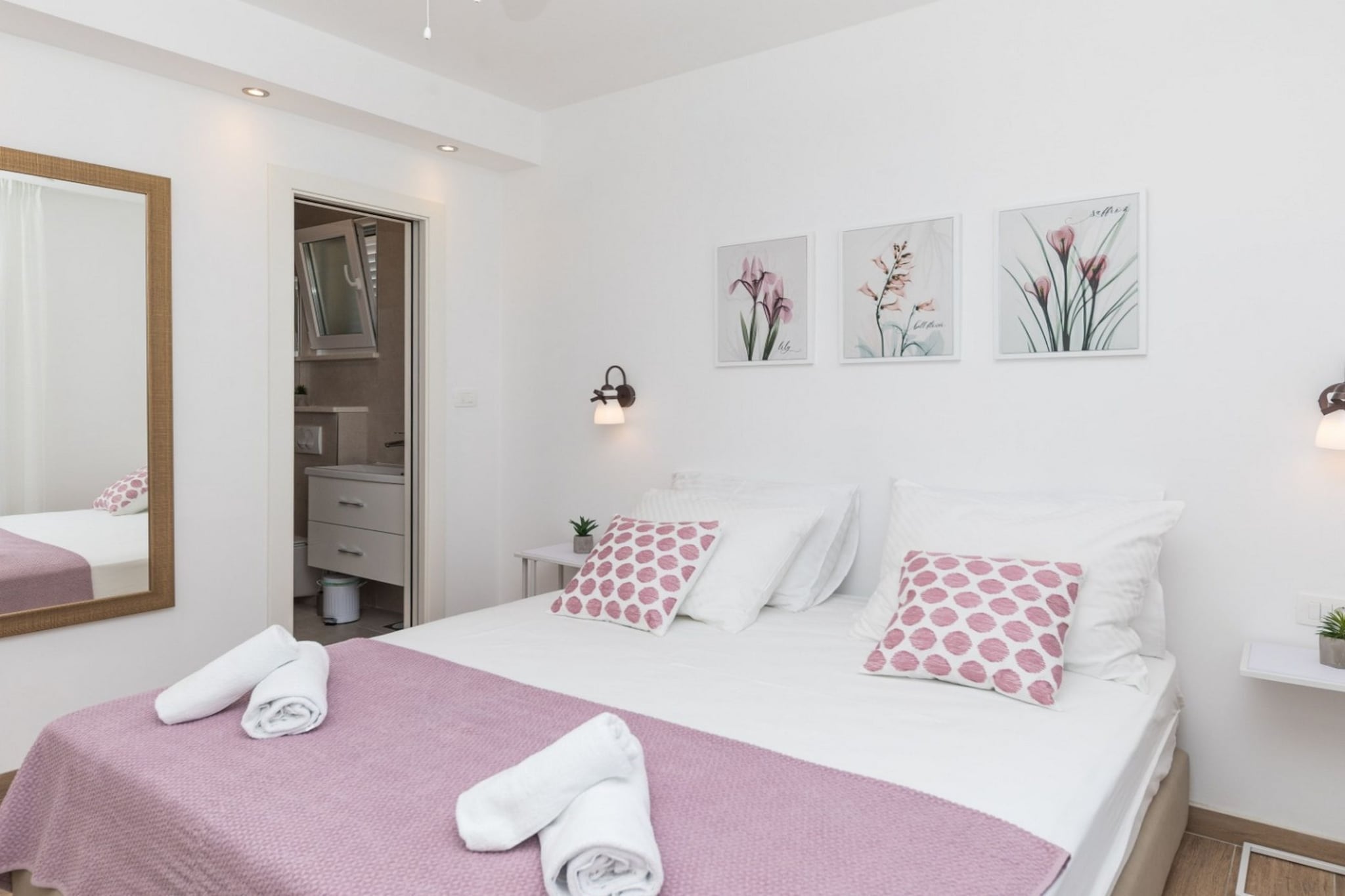 Scenic Elegant Trogir Villa with Pool - Five Bedroom Villa-Bedroom