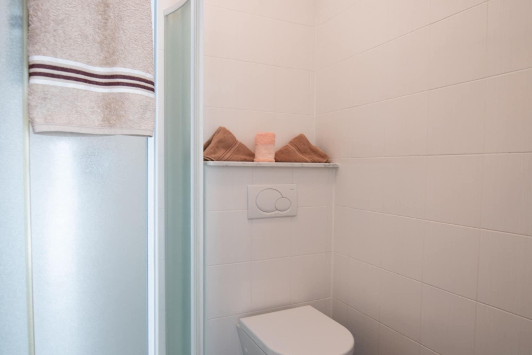 Elegant Lovran Apartment with Sea view - Two Bedroom Apartment with Sea View-Bathroom