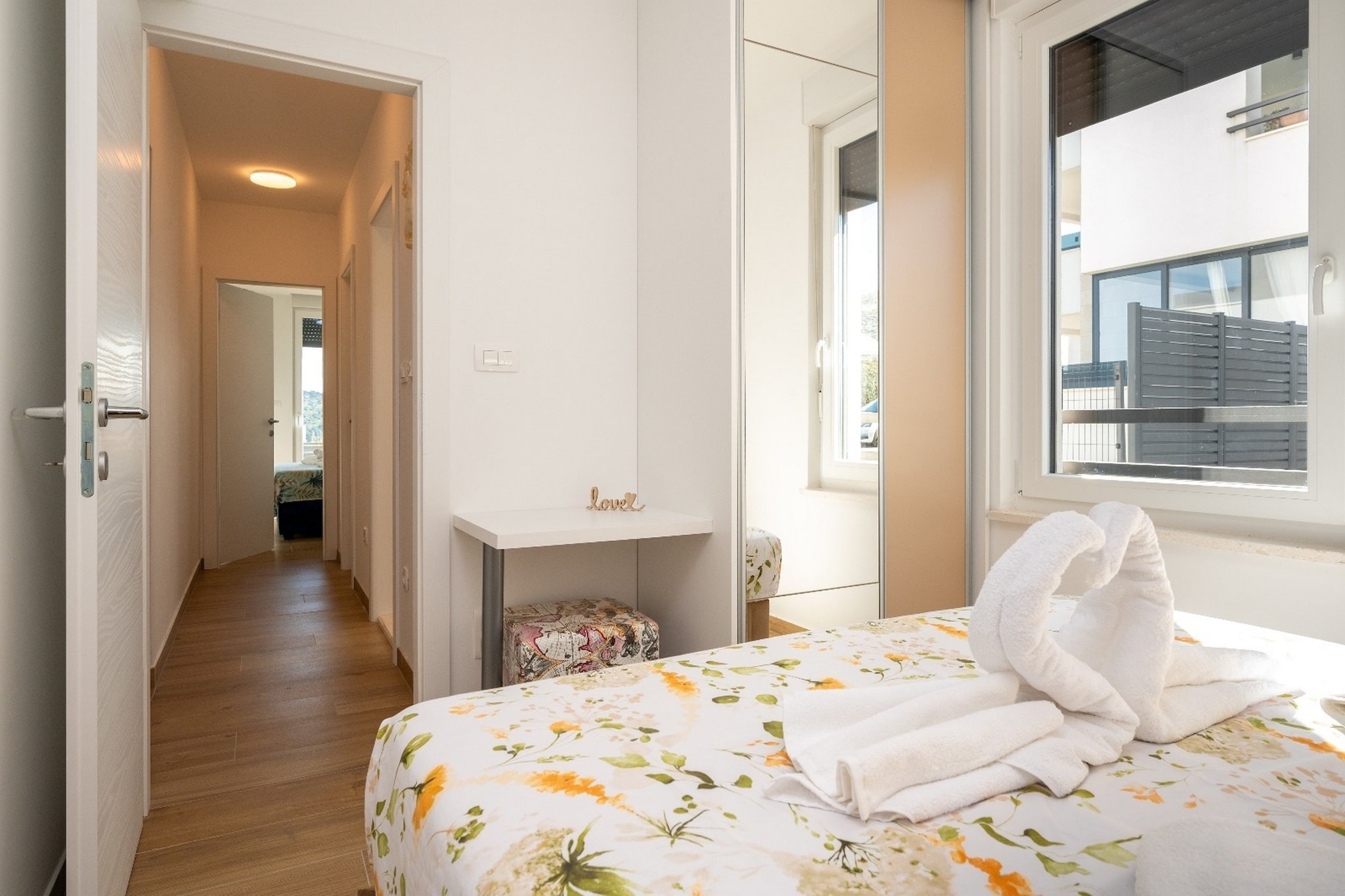 Exquisite and Stylish Apartment Trogir - Two Bedroom  Apartment with Terrace-Chambre