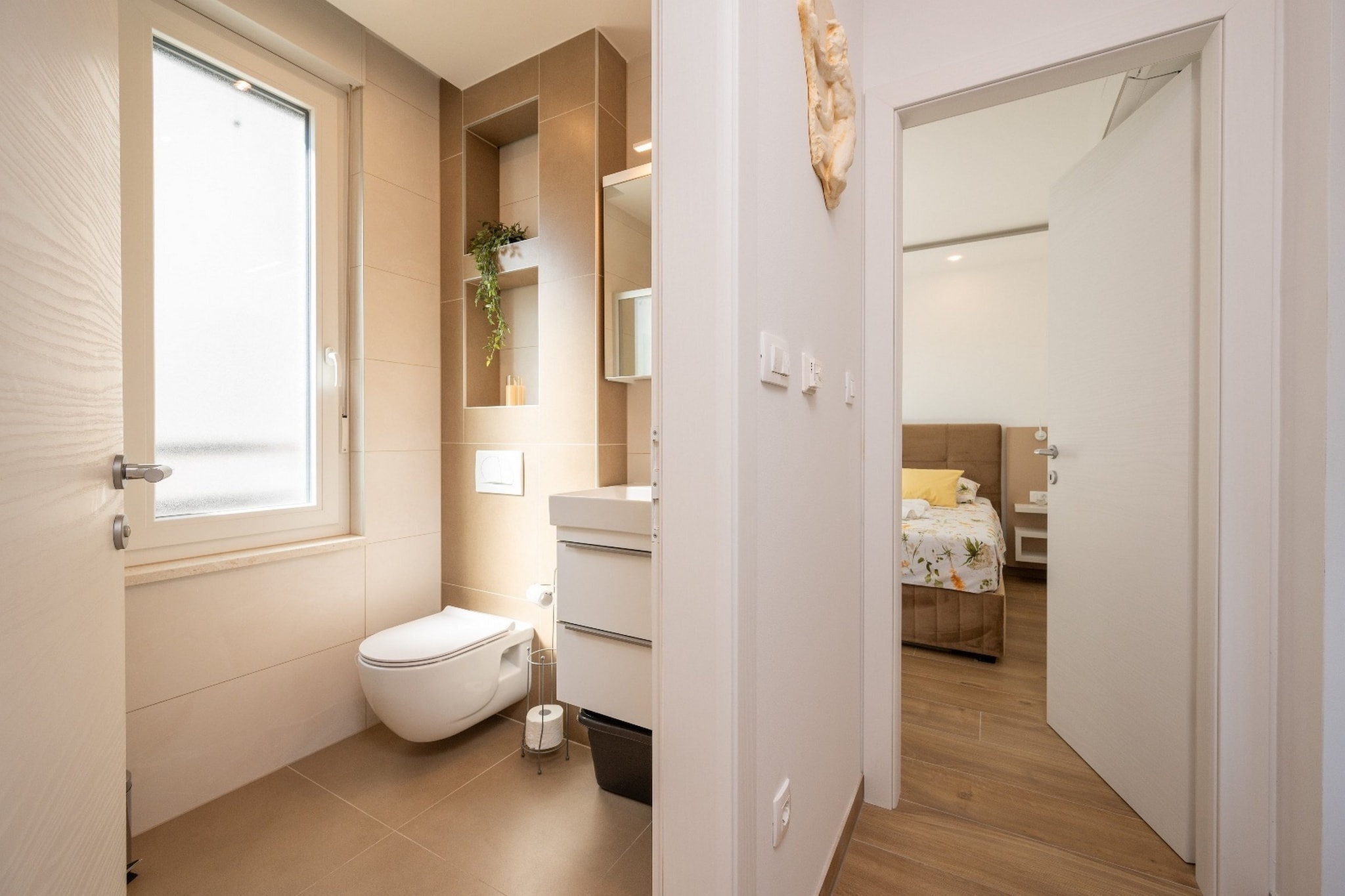 Exquisite and Stylish Apartment Trogir - Two Bedroom  Apartment with Terrace-Salle de bain