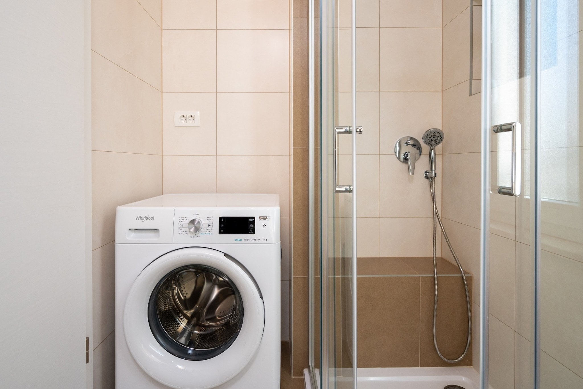 Exquisite and Stylish Apartment Trogir - Two Bedroom  Apartment with Terrace-Salle de bain