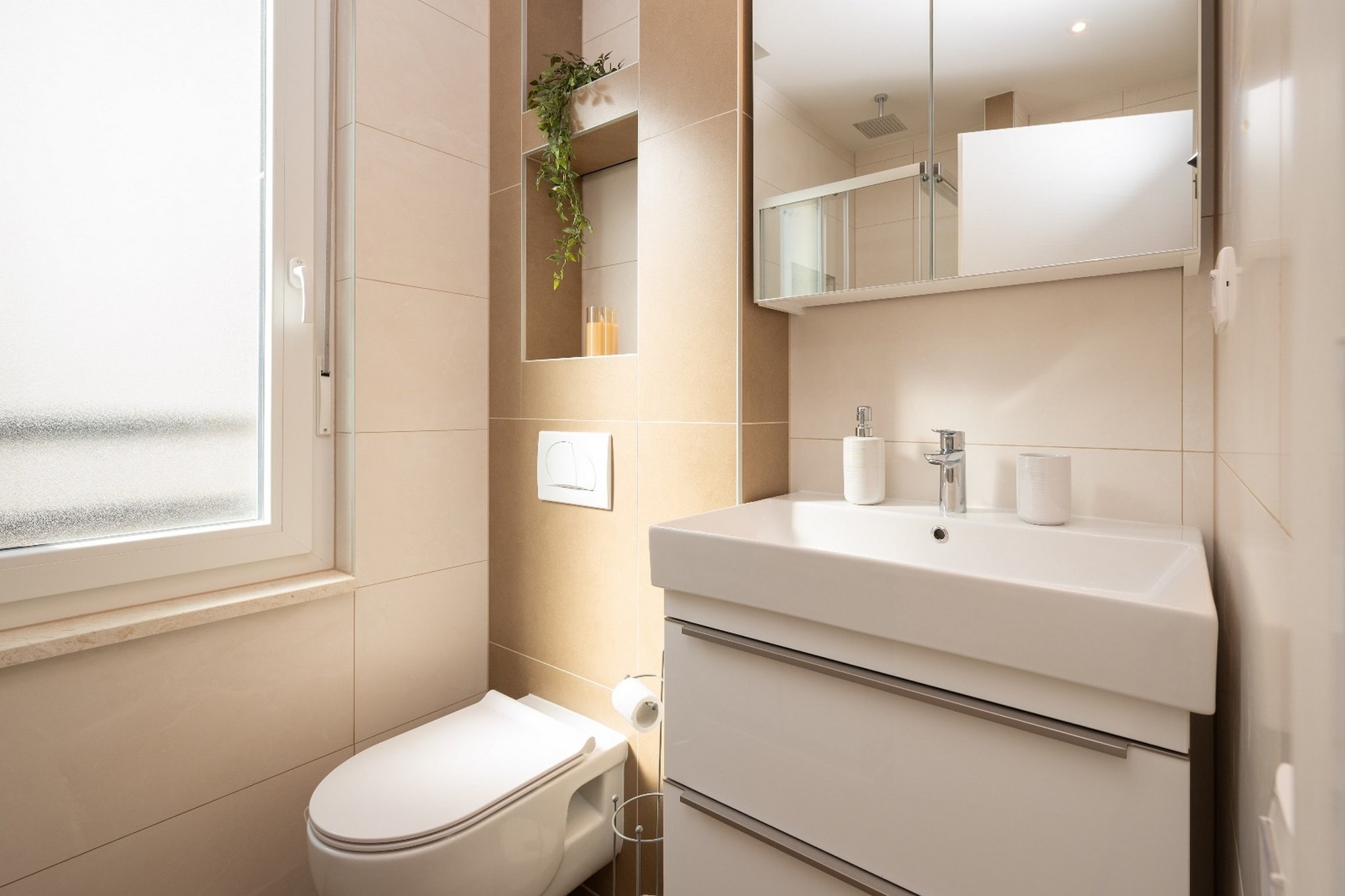 Exquisite and Stylish Apartment Trogir - Two Bedroom  Apartment with Terrace-Salle de bain
