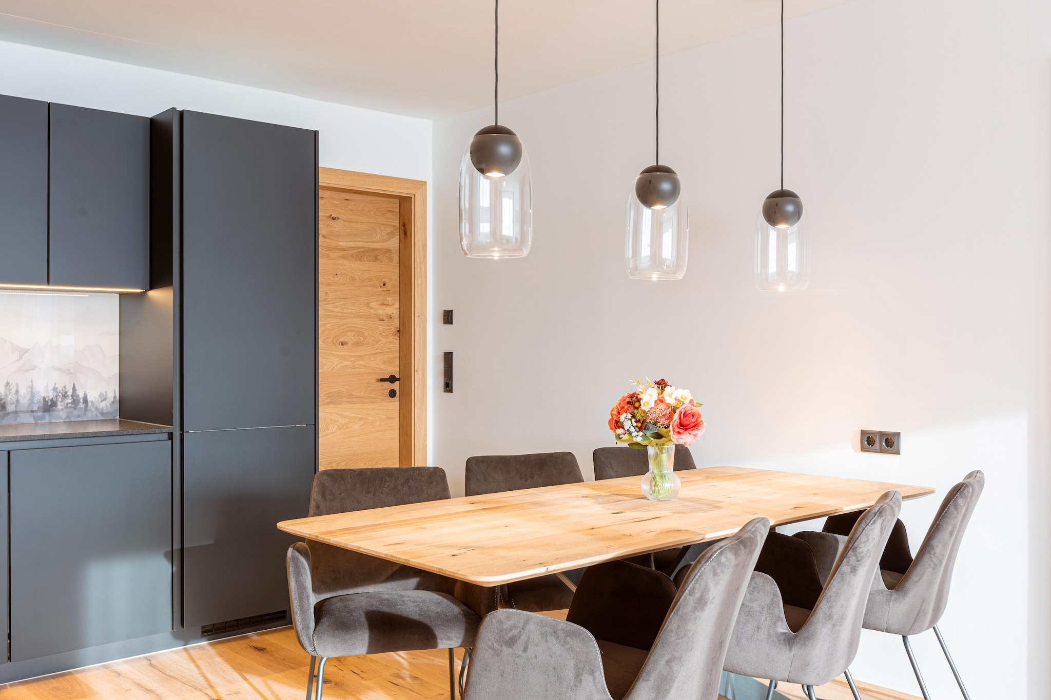 Fiss Suites 1-Dining room