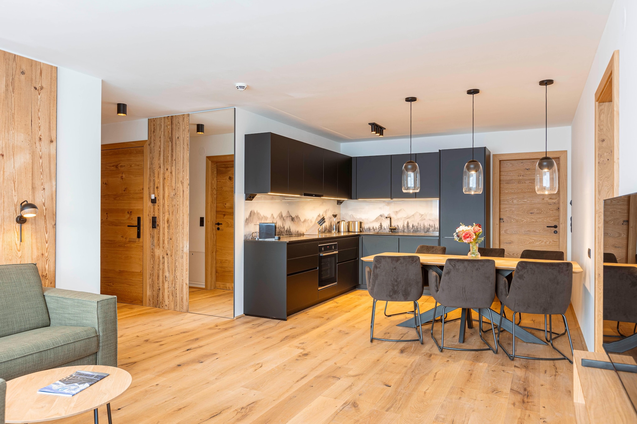 Fiss Suites 1-Dining room