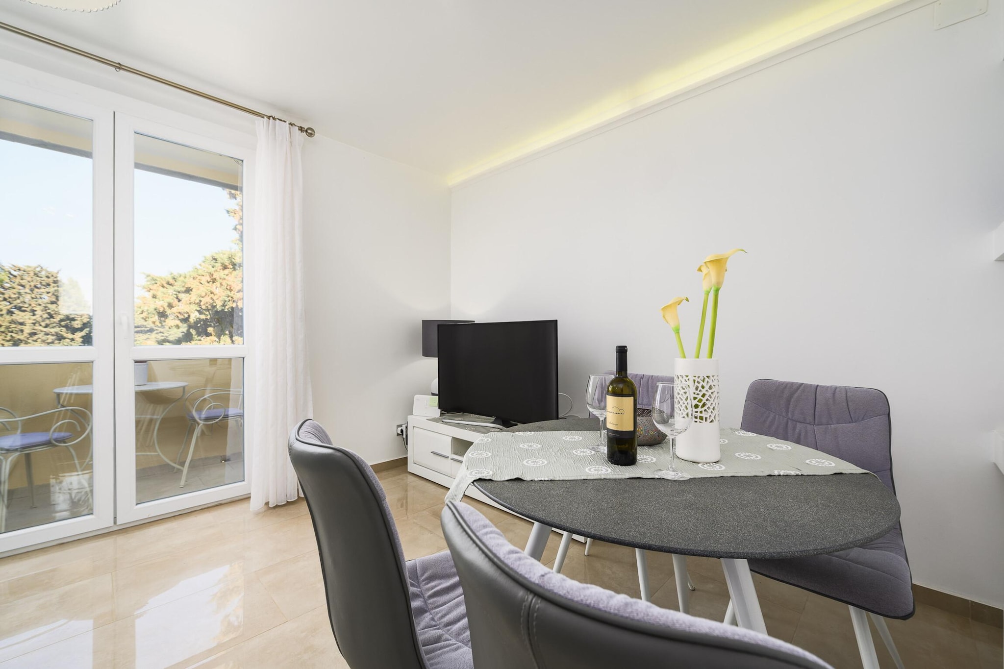 Premium apartment Peschiera Porec-Eetkamer