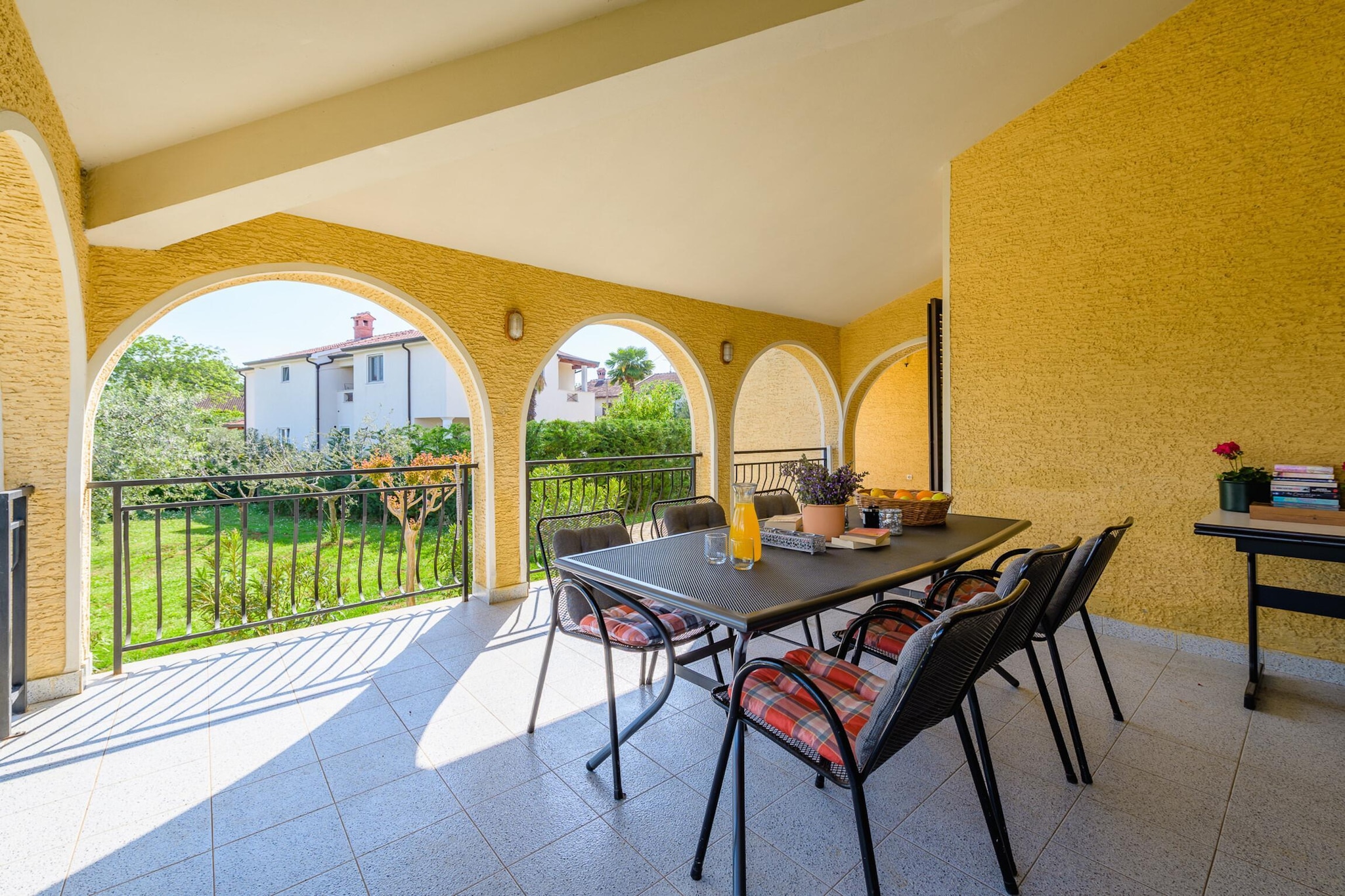 Apartment Josipa with Whirpool in Porec-Terrasbalkon