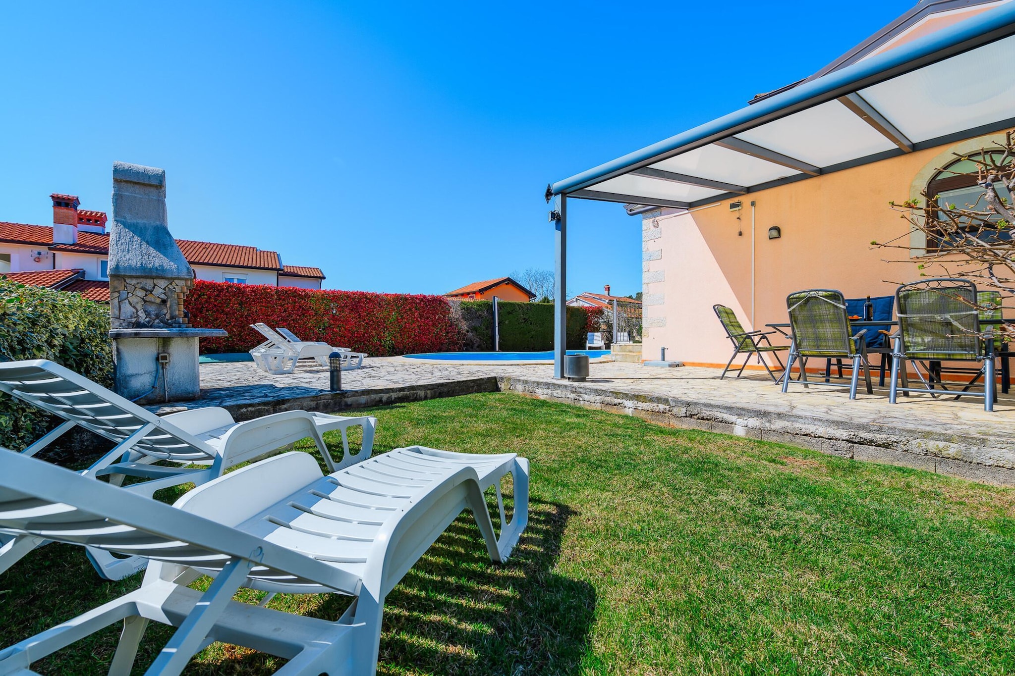 Villa Imagine with heated pool-Terrasbalkon