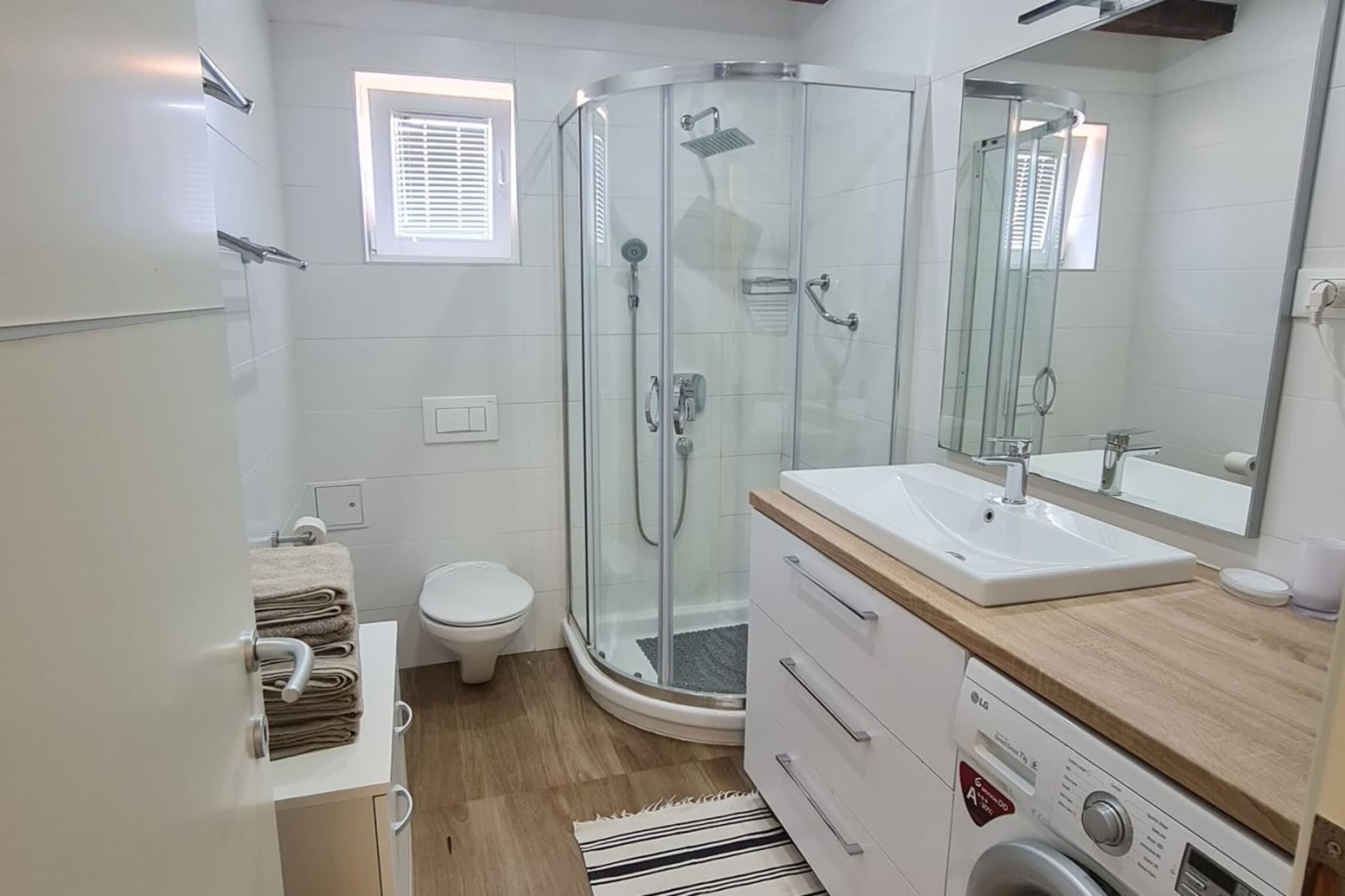 Apartment Erna II in Porec, Istria-Bathroom