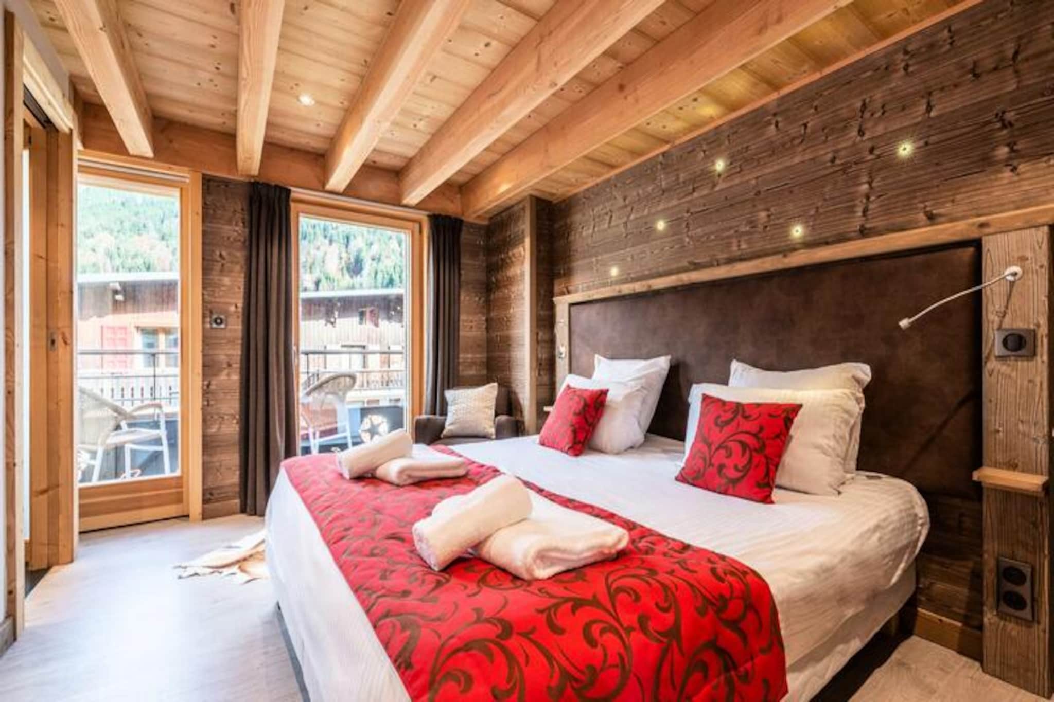 Duplex in Morzine with Spa & Near Ski Lifts