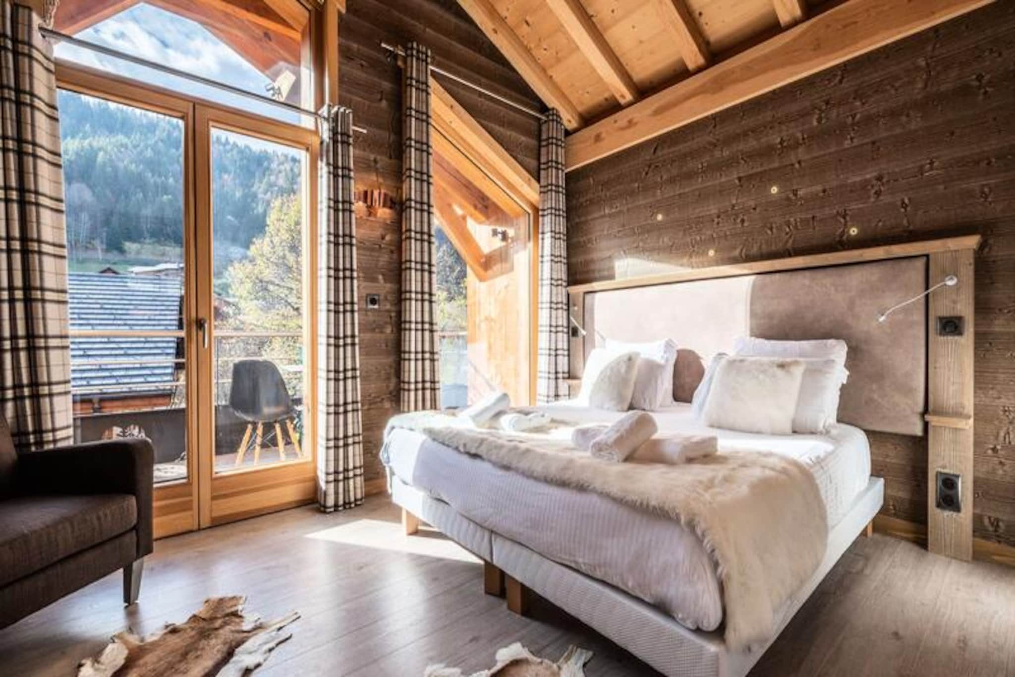 Duplex in Morzine with Spa & Near Ski Lifts