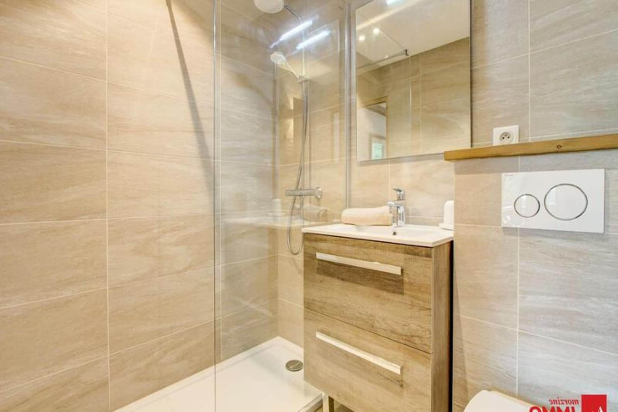 Jeanette Residence