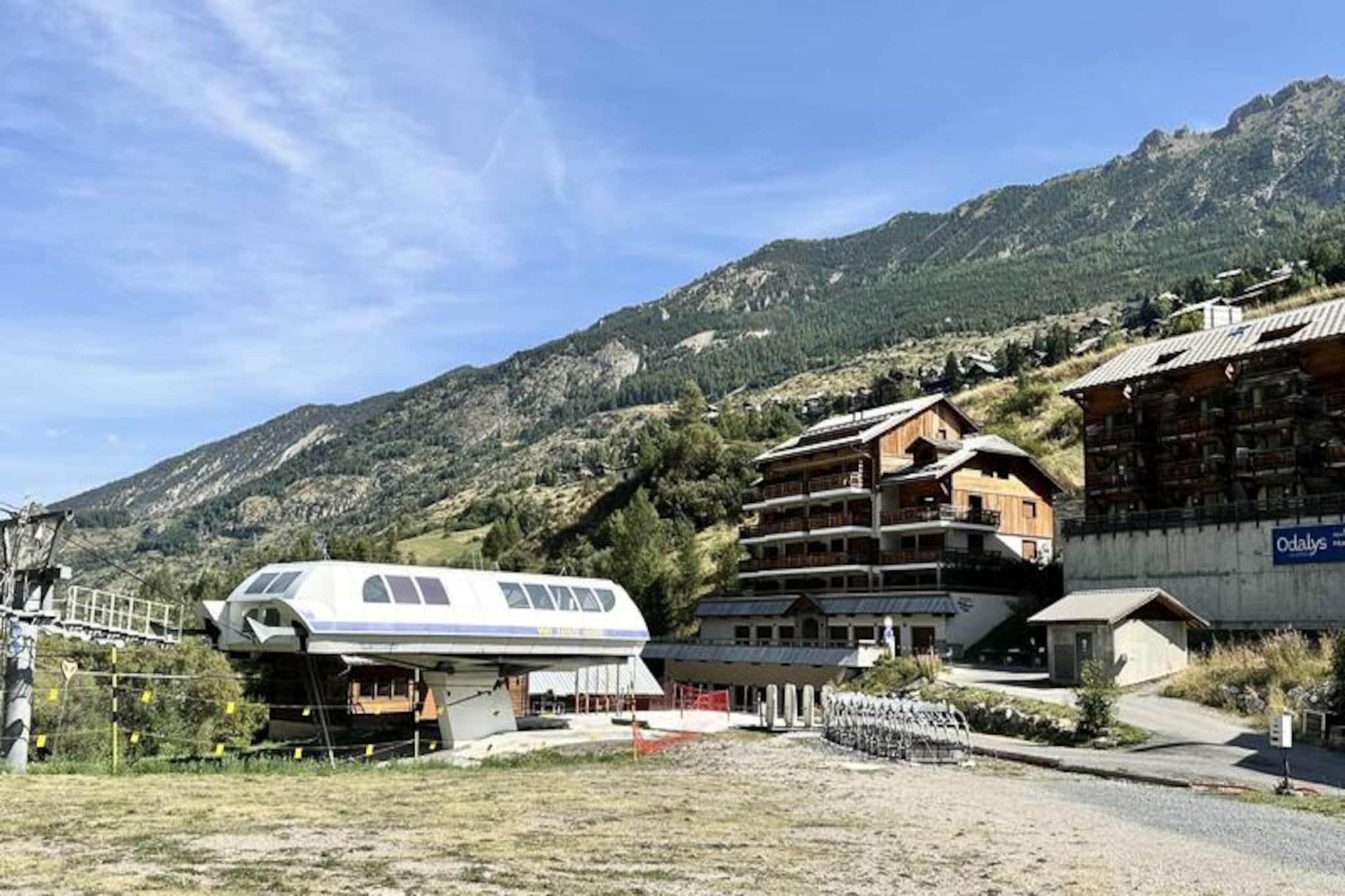Apartment in Sainte-Marie with Ski Slope Access