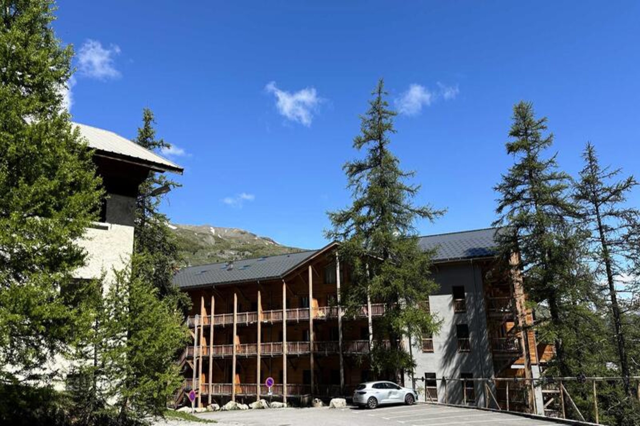 Varsea Residence