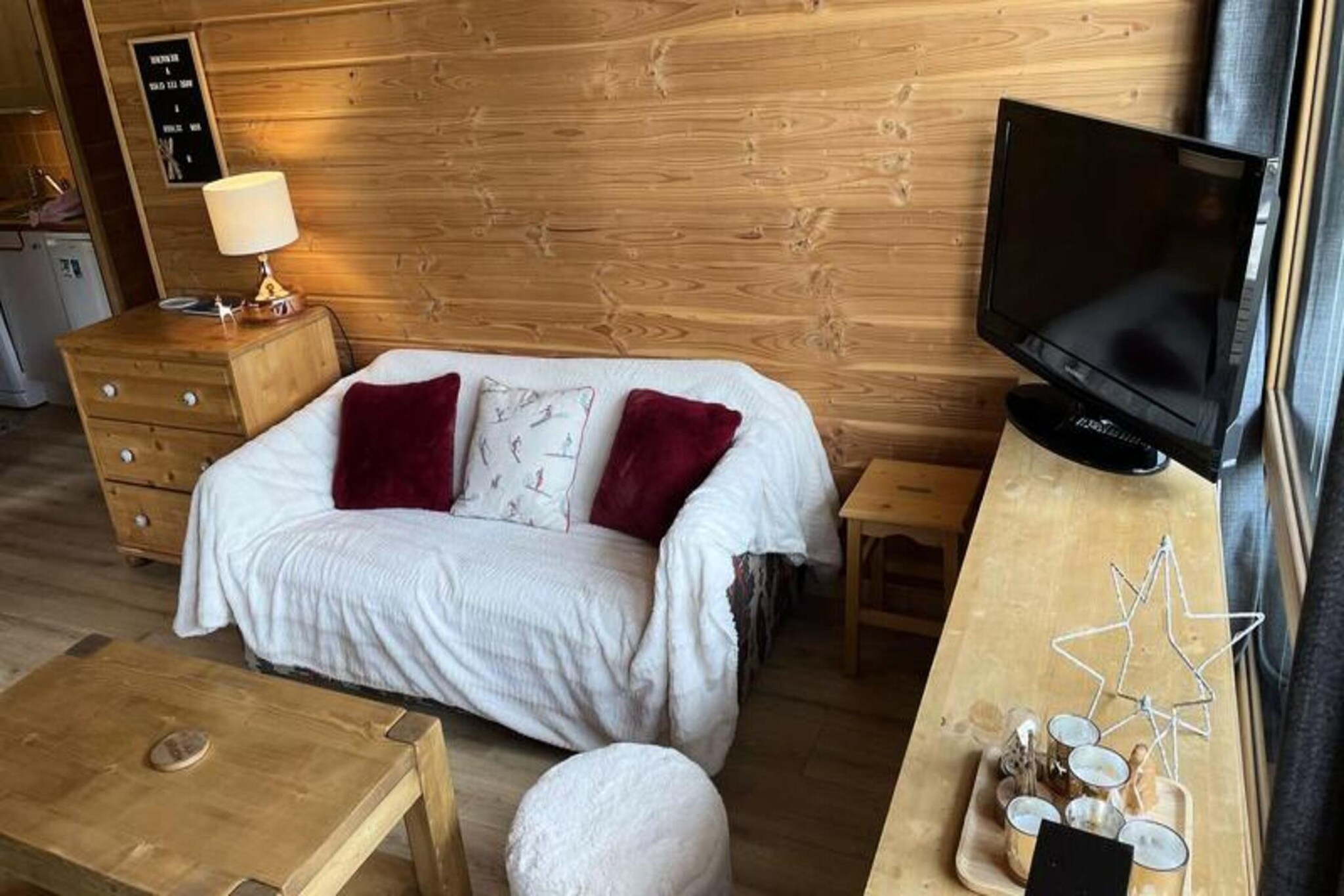 Apartment in Vars Risoul with Ski-In/Ski-Out