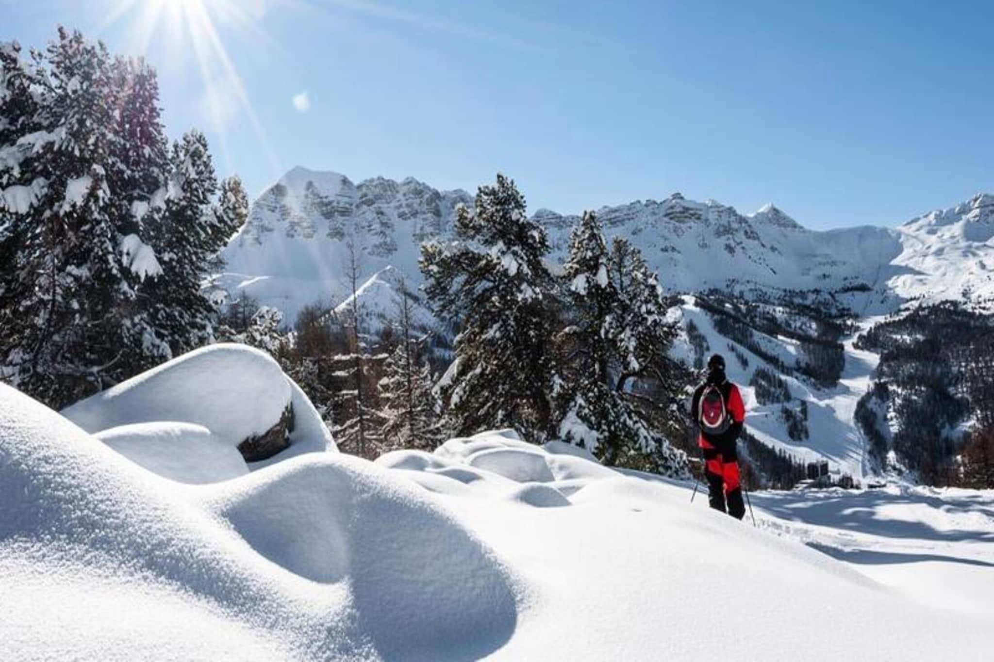 Studio in Vars near Ski Slopes