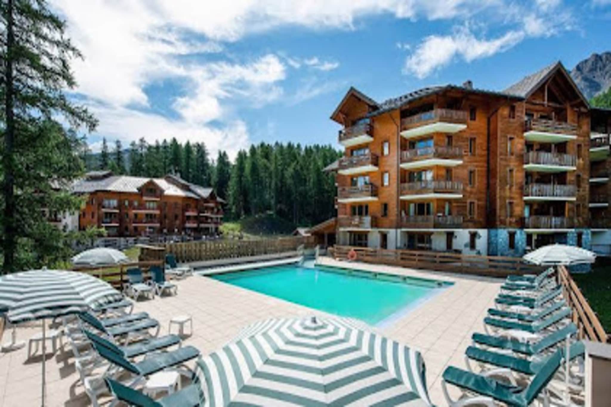 Studio in Vars near Ski Slopes
