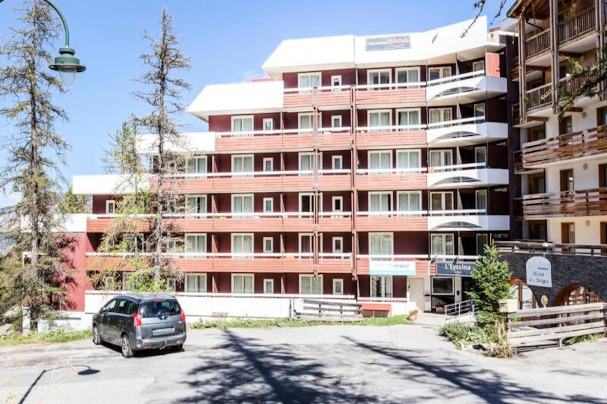 Studio in Vars-Les-Claux near Southern Alps