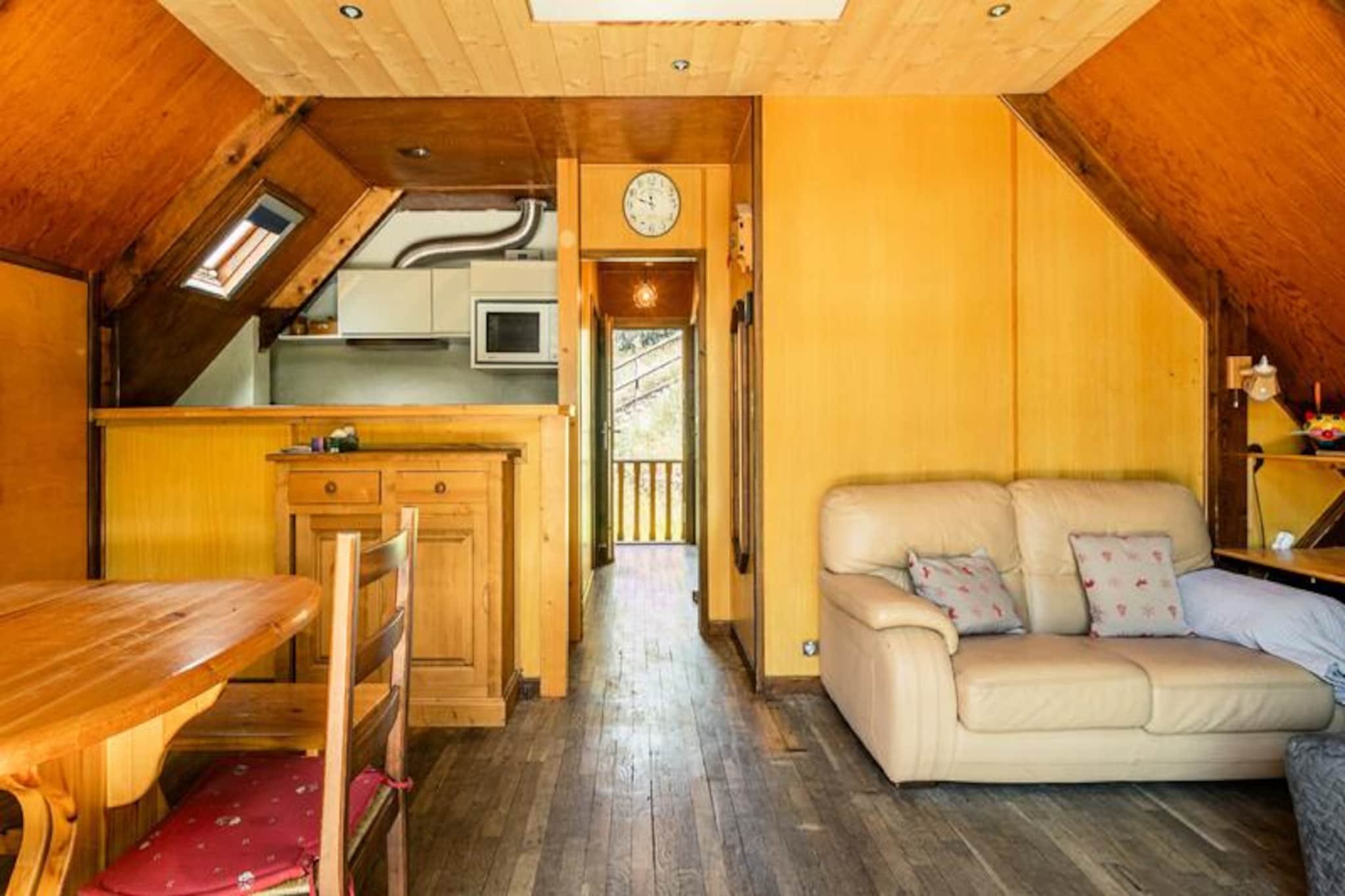 Chalet in Vars with Valley Views & Ski Access
