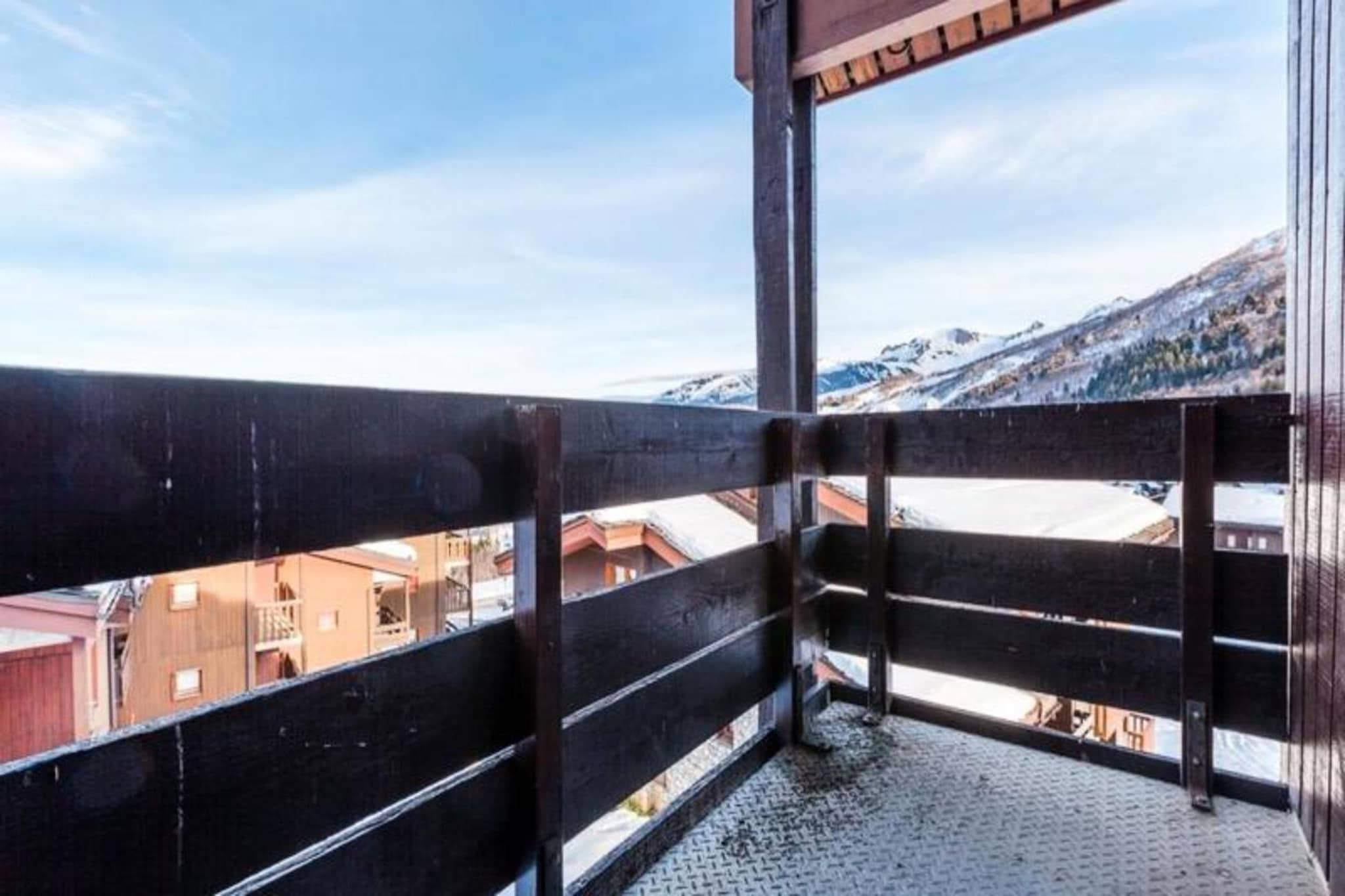 Nestled in the picturesque Crève Cœur district of Valmorel, these charming Savoyard-style chalets offer an ideal location for both winter and summer activities. The residences, spread across 4 to 5 floors, are located above the center of Valmorel and are easily accessible via a small cable car, the Télébourg, making it convenient to explore the nearby shopping streets. The chalets provide ski-in ski-out access to the slopes in winter and are directly linked to hiking trails in the warmer months.

In addition to its prime location, the residence provides essential amenities like storage, a TV, and the option for WiFi access (extra charge). Pets are allowed with an additional fee, and baby kits are available on request. The village of Valmorel offers a vibrant atmosphere with activities such as skiing, snowboarding, and hiking in winter, and biking and mountain exploration in summer.

The accommodations range in size, with one-bedroom duplex apartments offering a cozy living room with two sofa beds, a dining area, and a separate kitchen. The bedroom has three single beds, while the bathroom includes a bathtub and a separate toilet. Guests can enjoy stunning views of the slopes and surrounding mountains from their private balcony. The residences are just a short walk from the nearest ski lift (1-5 minutes), and within 5 minutes’ walk of local shops.