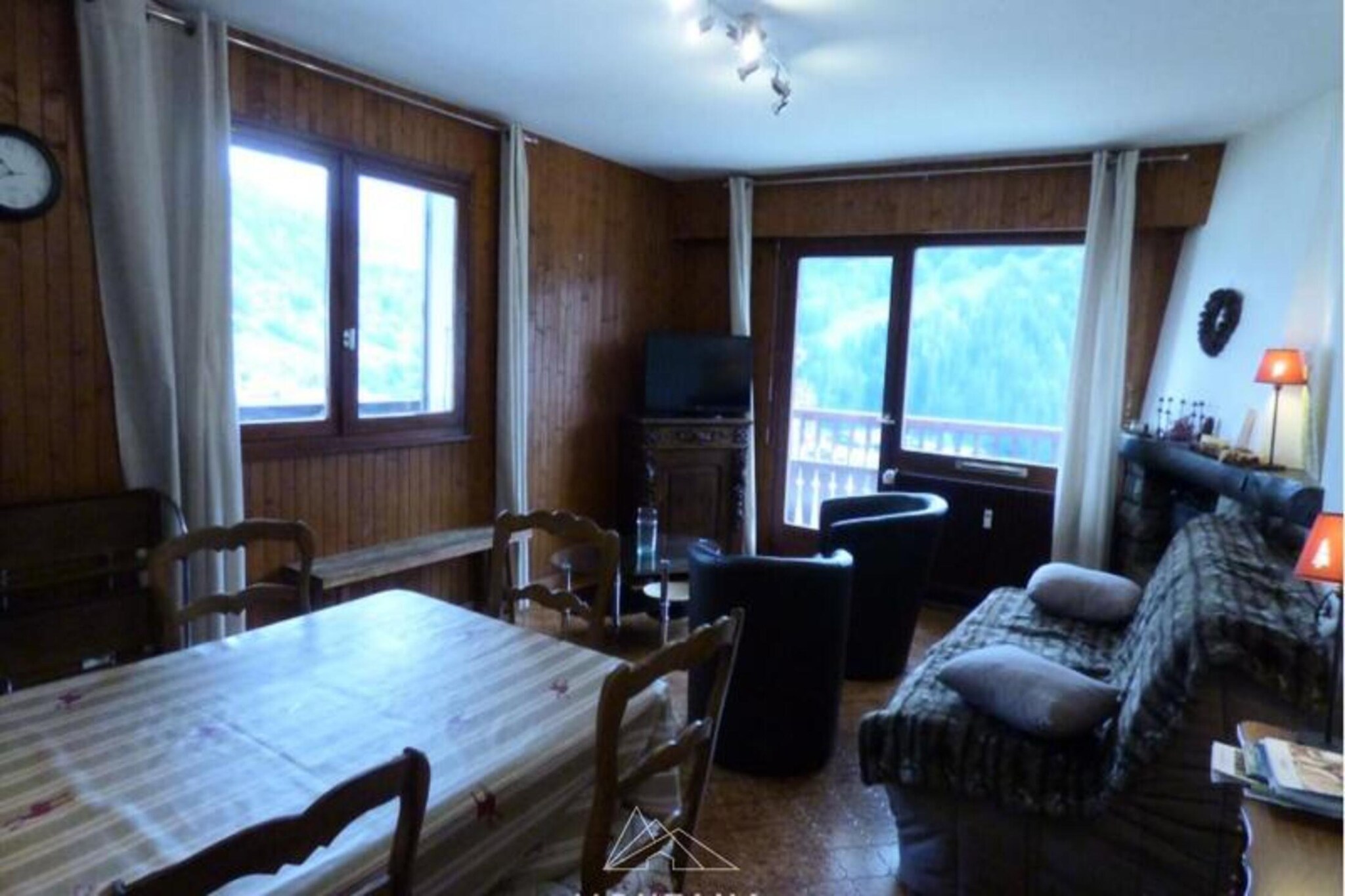Apartment in Villeneuve with Aravis Views