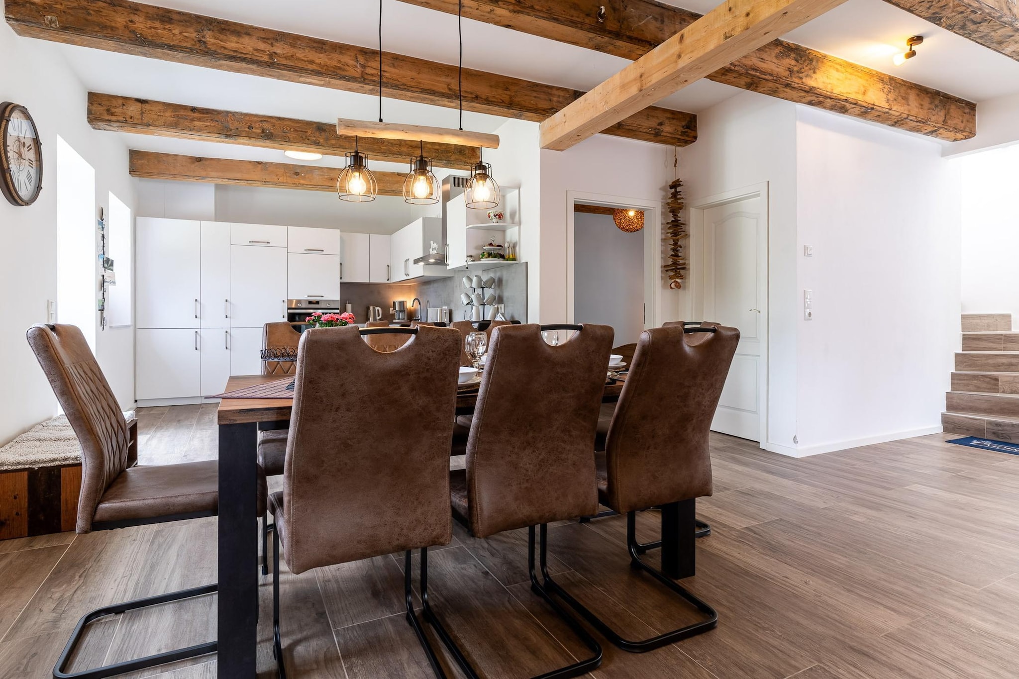 Ferienhaus Bi de Kark - Eetkamer