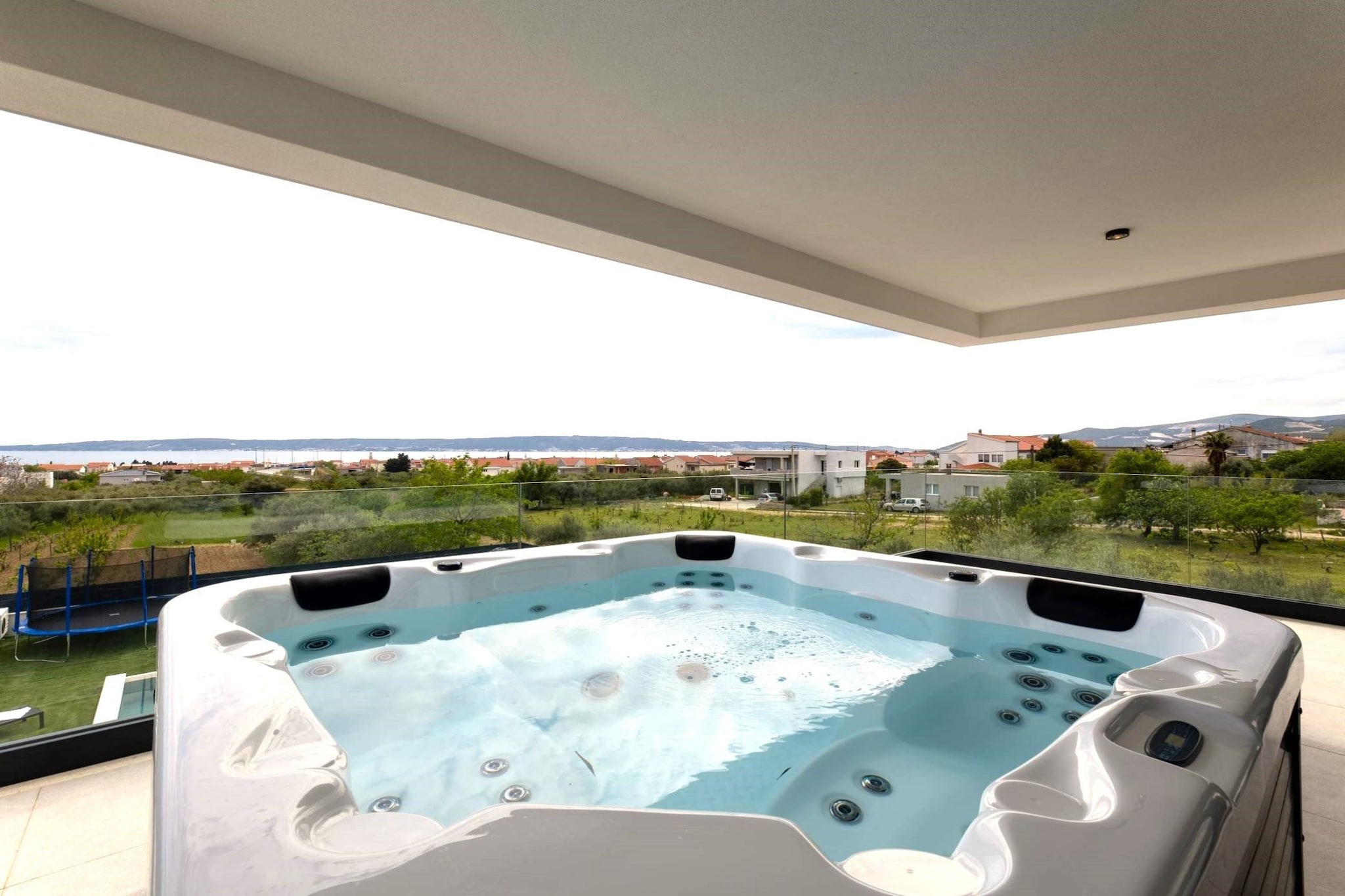 Moonlit Mirage Villa with Pool, Gym and Sauna - Five Bedroom Villa with Pool-Spa