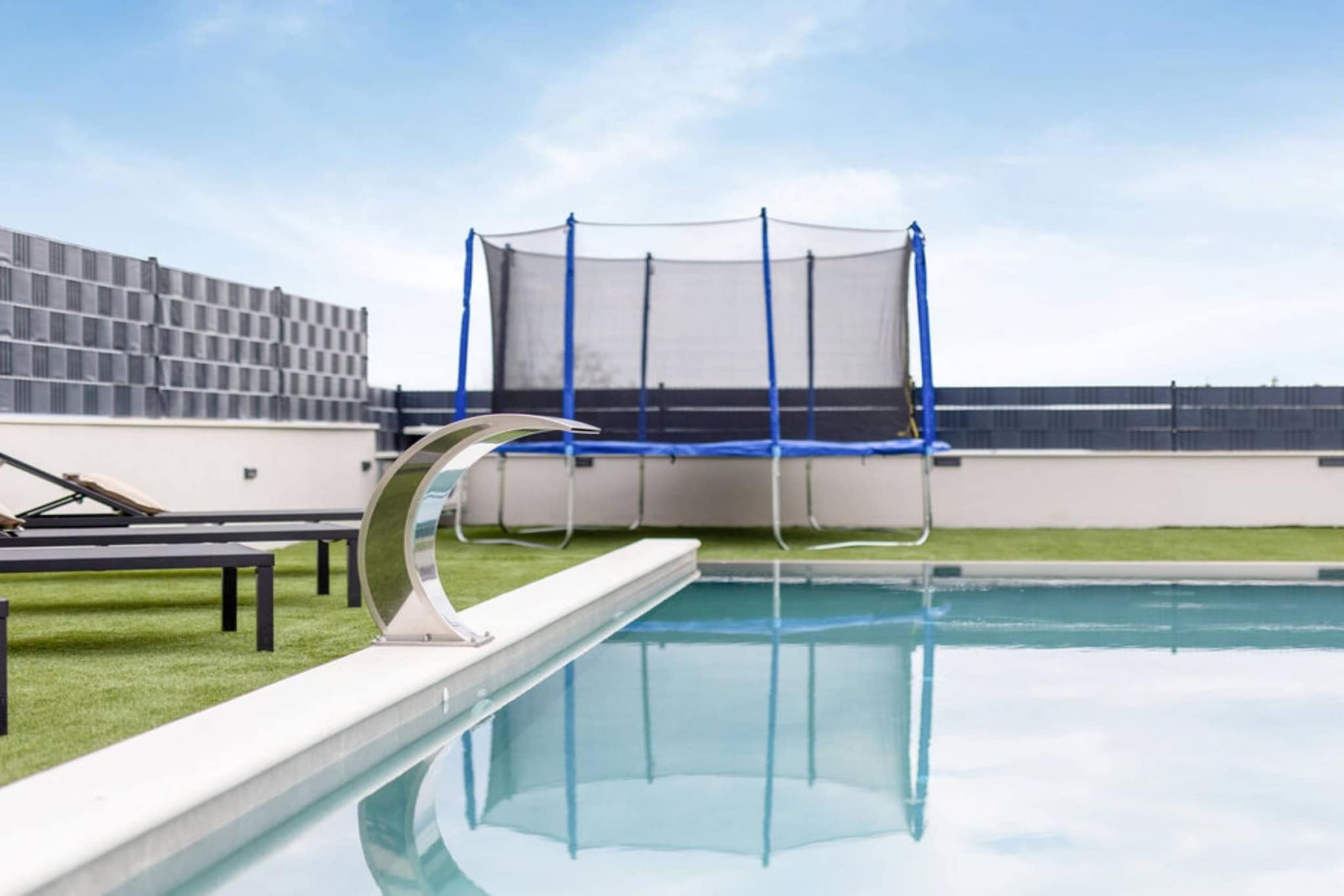 Moonlit Mirage Villa with Pool, Gym and Sauna - Five Bedroom Villa with Pool-Schwimmbad