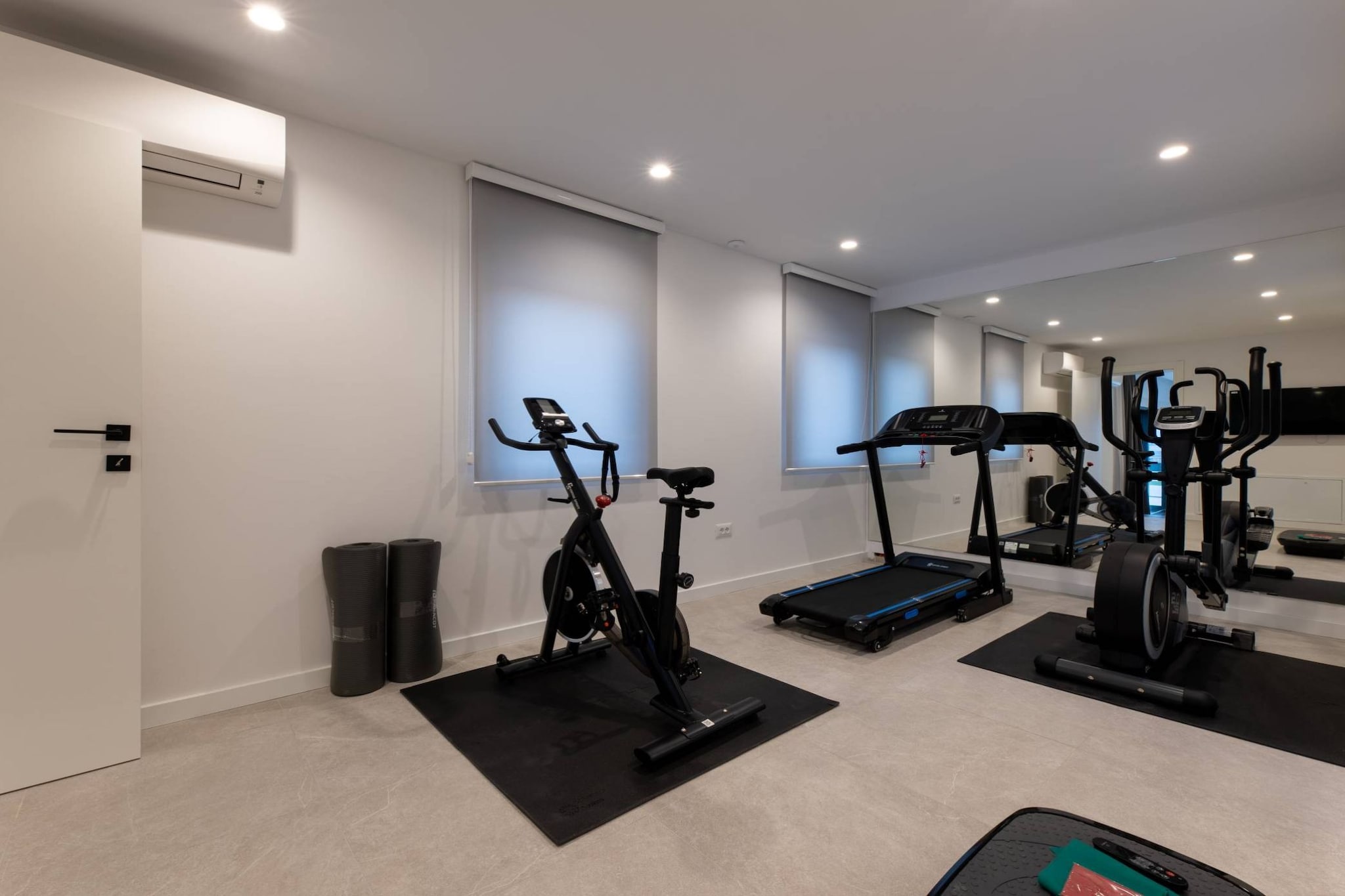 Moonlit Mirage Villa with Pool, Gym and Sauna - Five Bedroom Villa with Pool-Fitnessraum