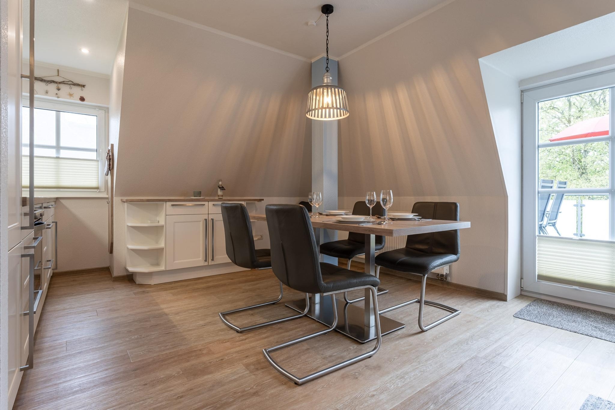 Huus Avelia - Wohnung DG - Dining room