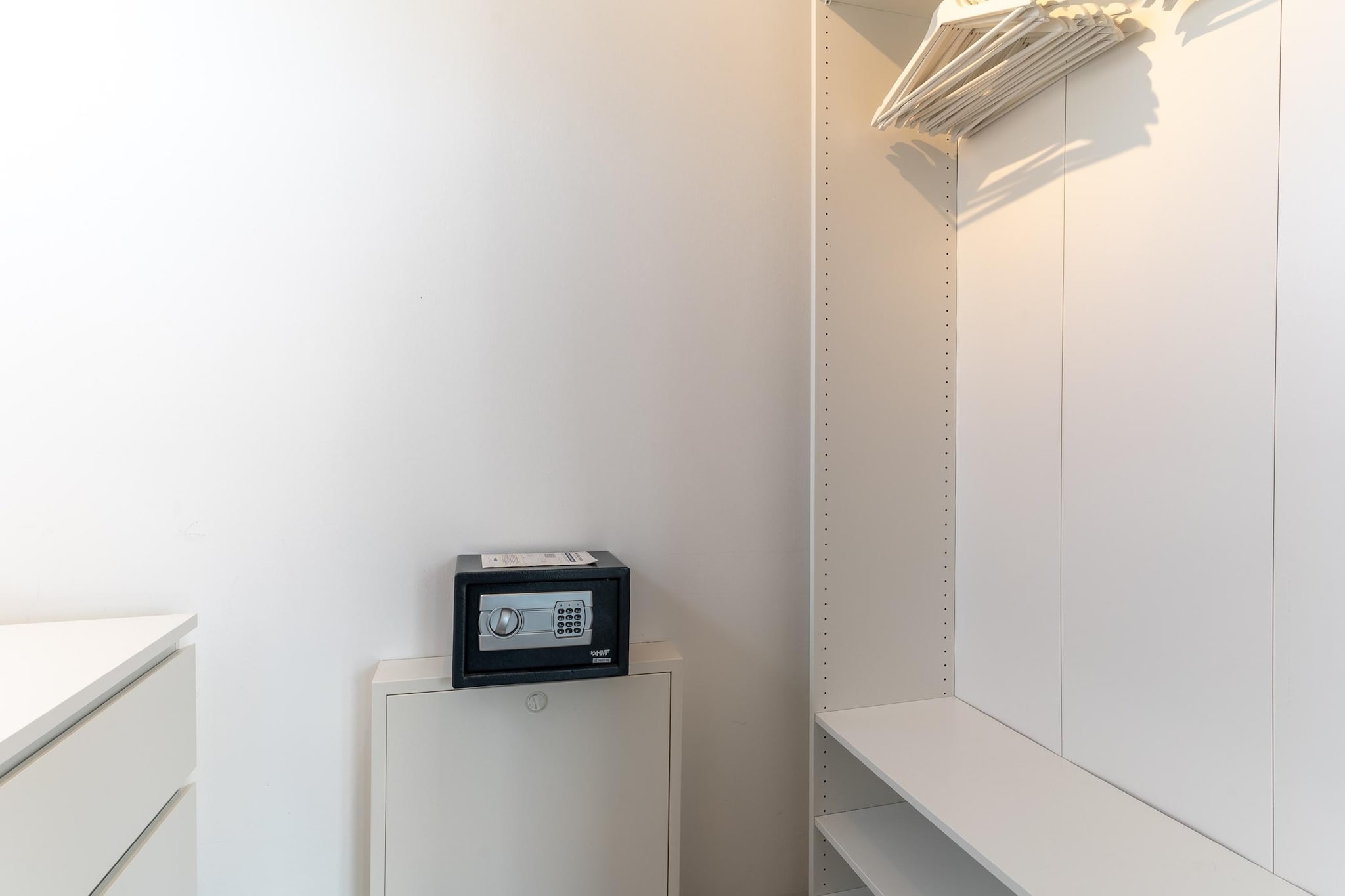Haus Poller 25 - Landing