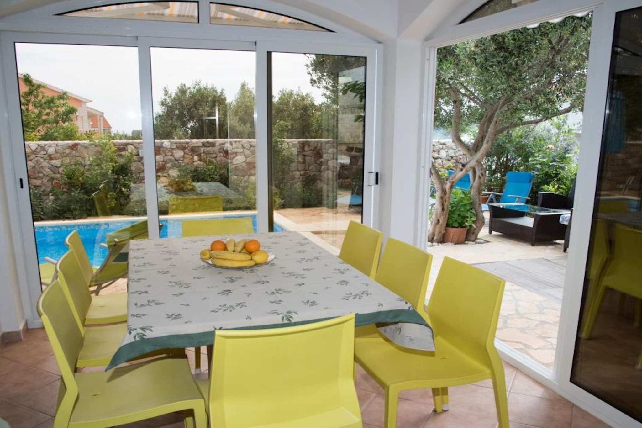 Apartments Francesco - Two Bedroom Apartment with Shared Pool