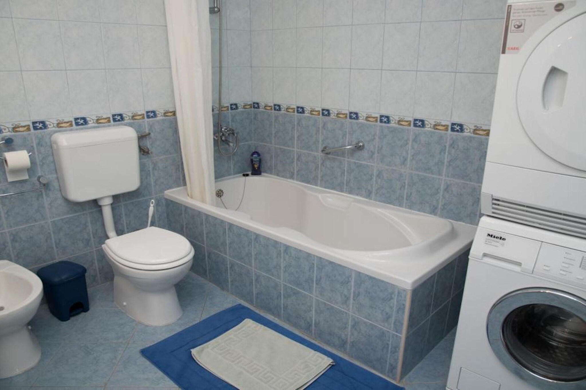 Apartments Francesco - Two Bedroom Apartment with Shared Pool-Salle de bain