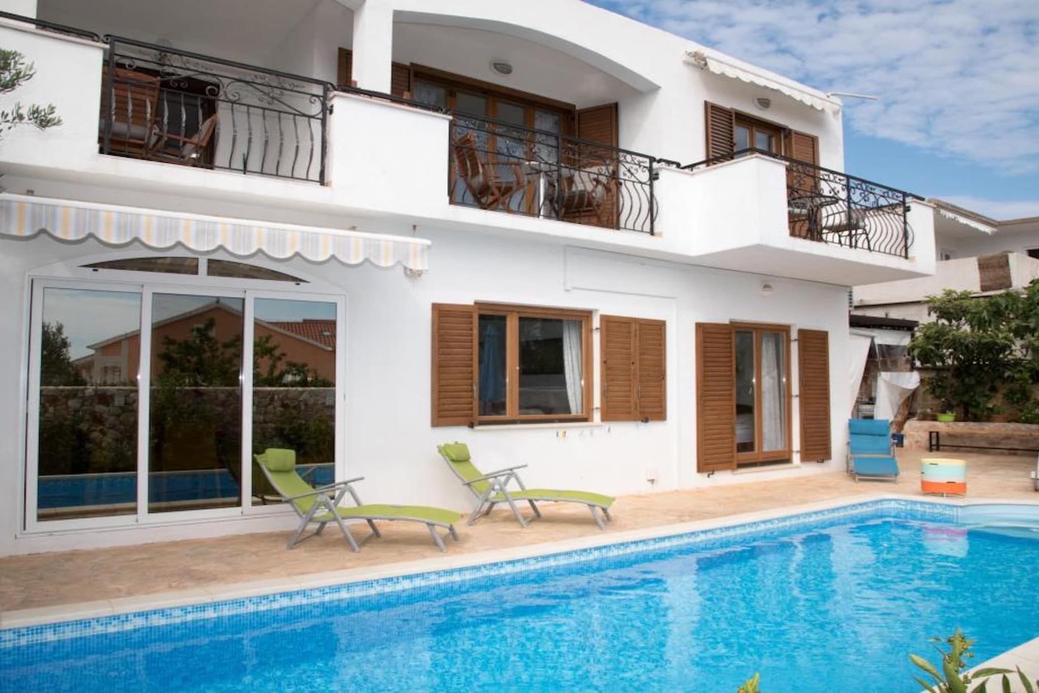 Apartments Francesco - Two Bedroom Apartment with Shared Pool-Piscine