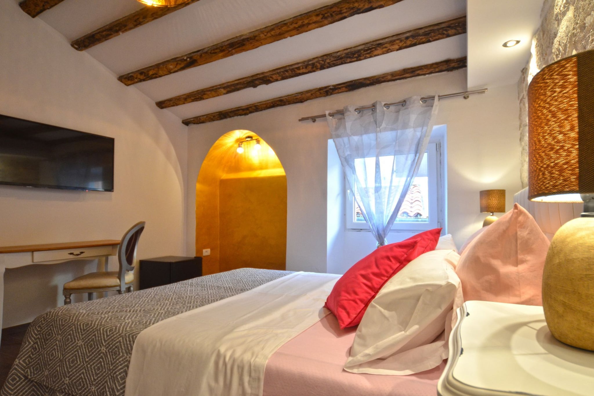 Elegant Rovinj Old Town Apartment - One Bedroom Apartment