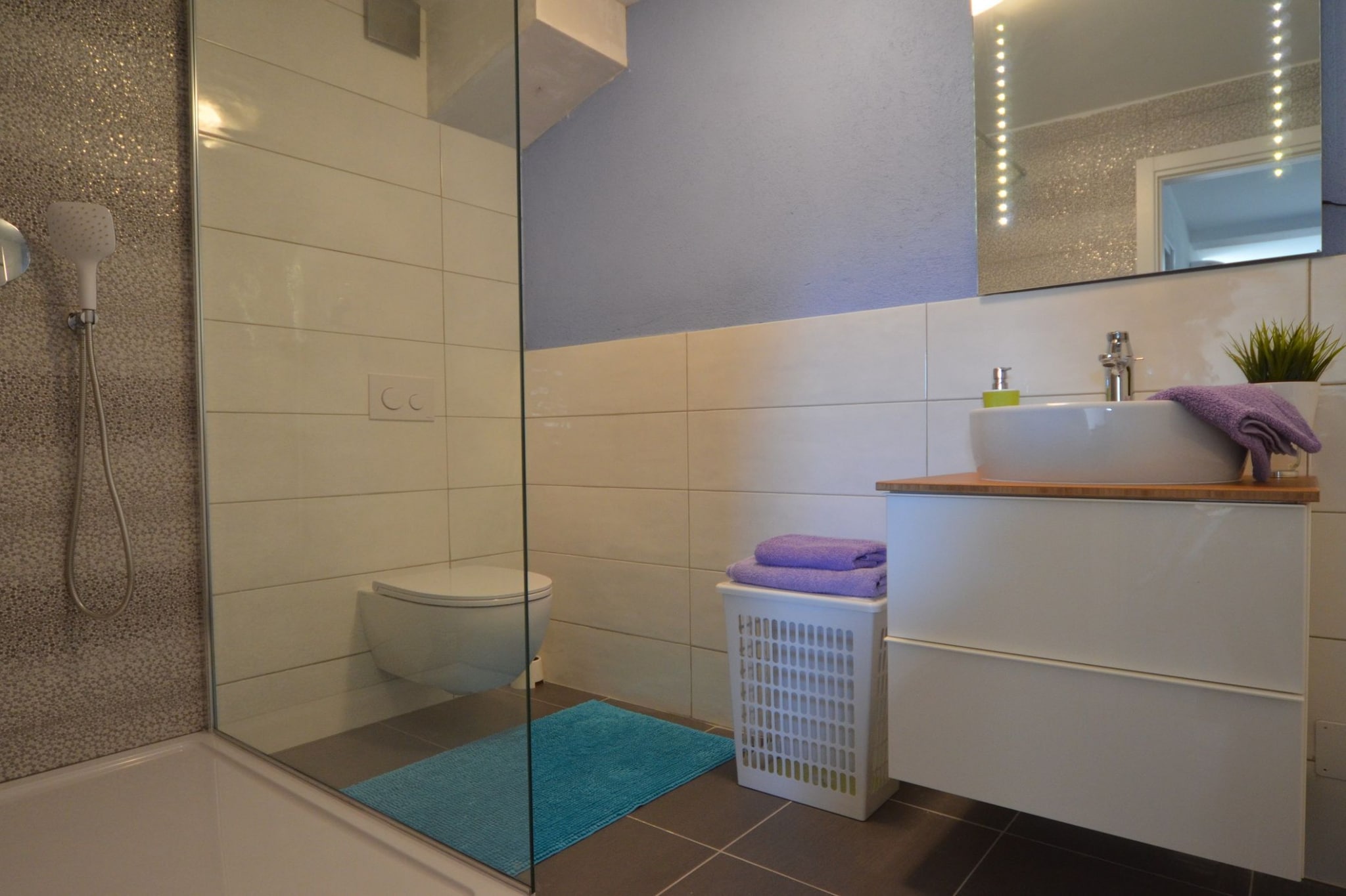 Exquisite Secluded Villa with Pool - Four Bedroom Villa with Pool-Badezimmer
