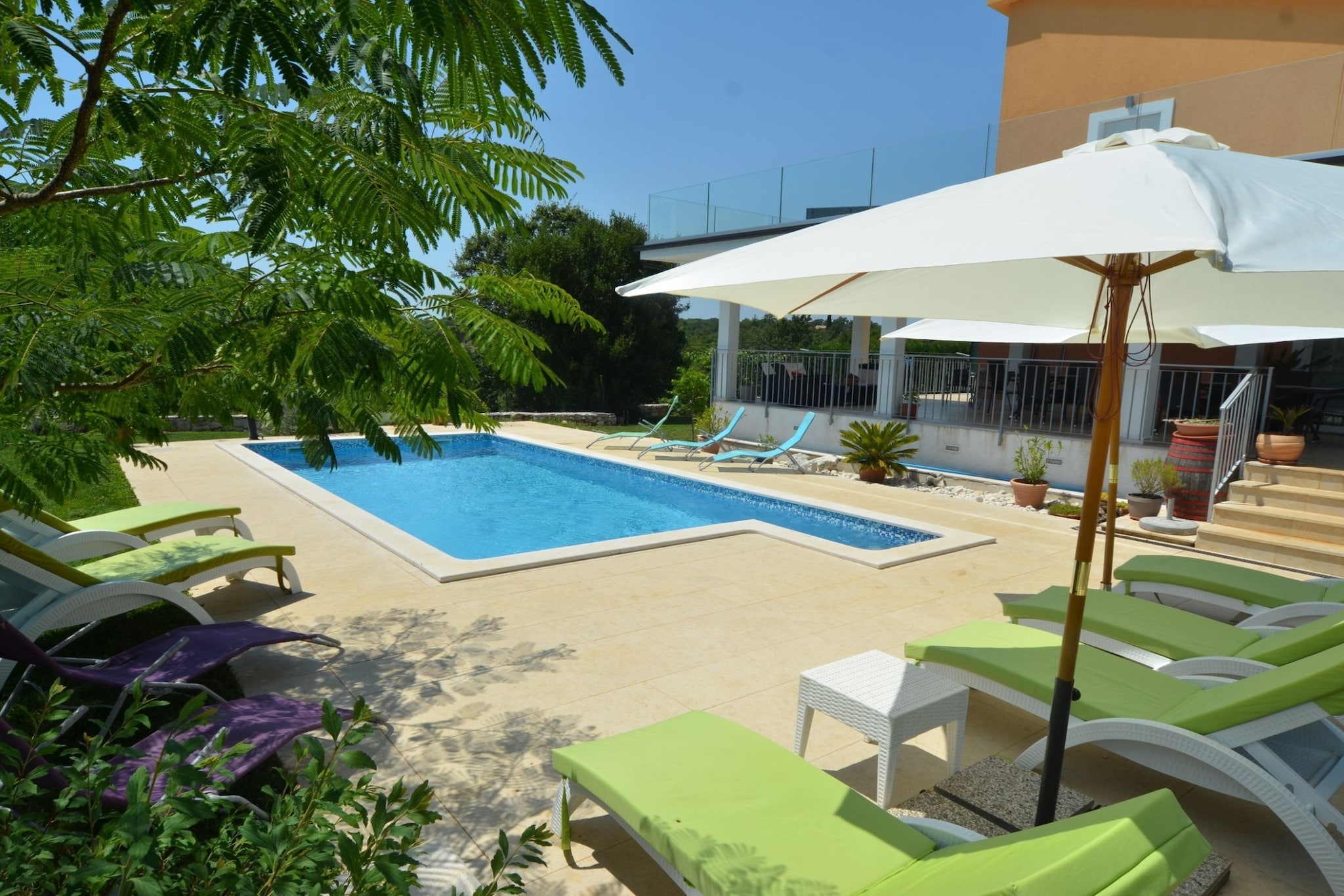 Exquisite Secluded Villa with Pool - Four Bedroom Villa with Pool-Schwimmbad