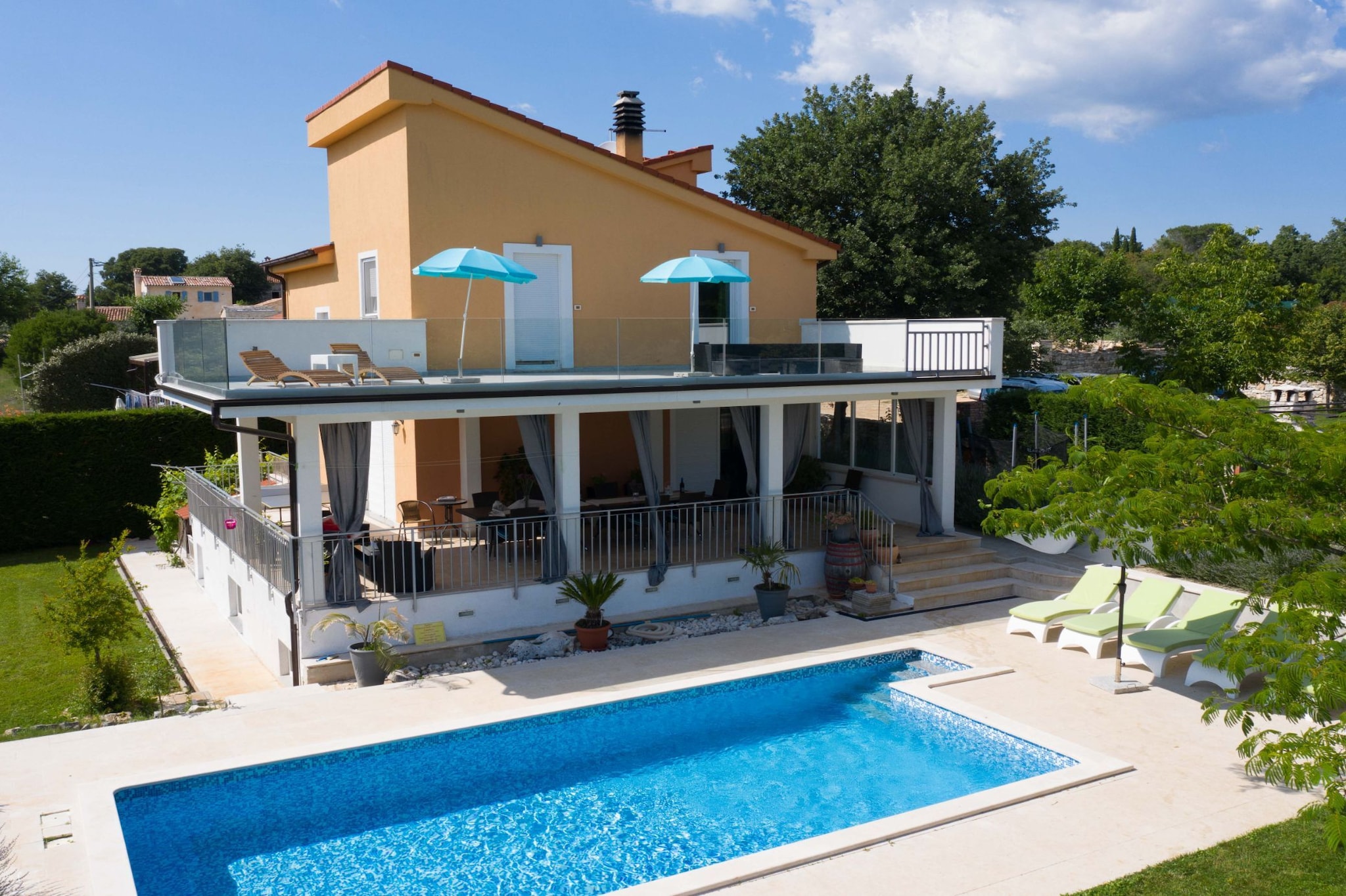 Exquisite Secluded Villa with Pool - Four Bedroom Villa with Pool-Schwimmbad