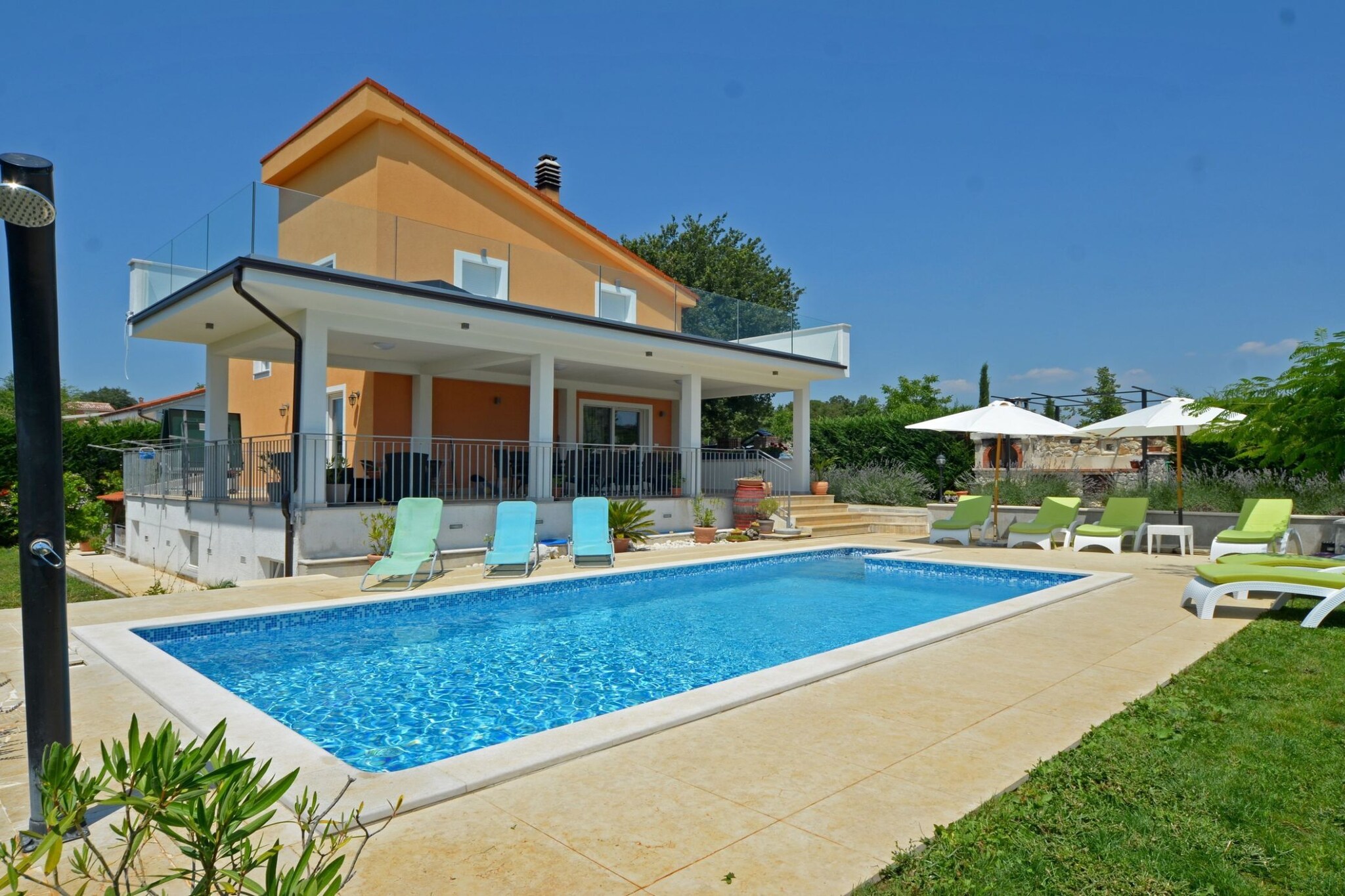 Exquisite Secluded Villa with Pool - Four Bedroom Villa with Pool-Schwimmbad