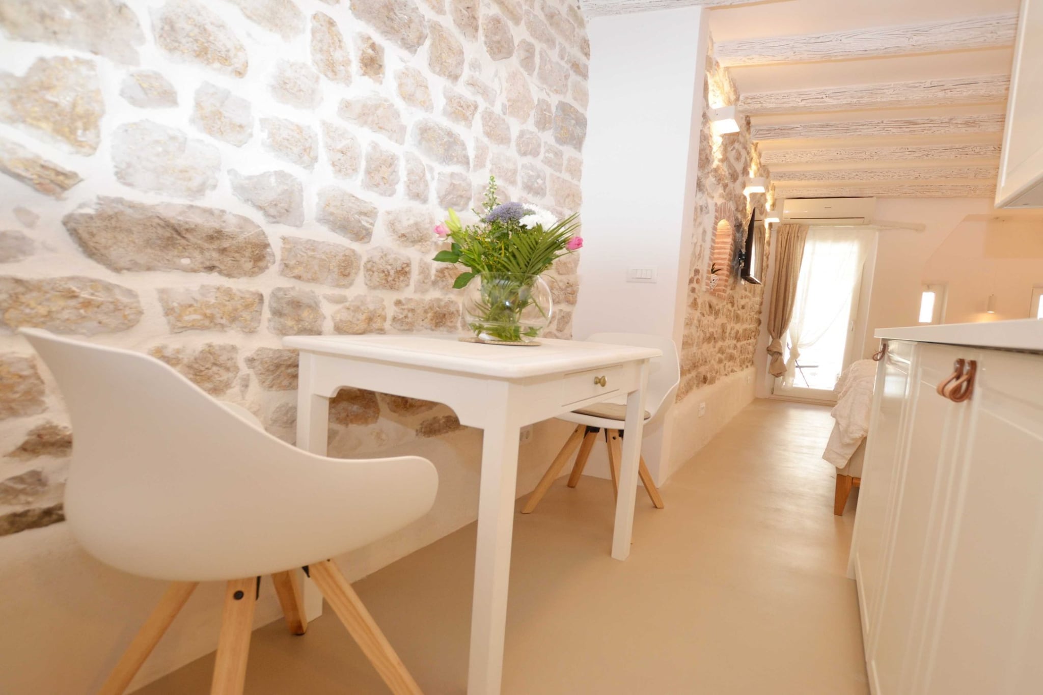 Chic and Stylish Old Town Rovinj Apartment - Studio Apartment-Innen