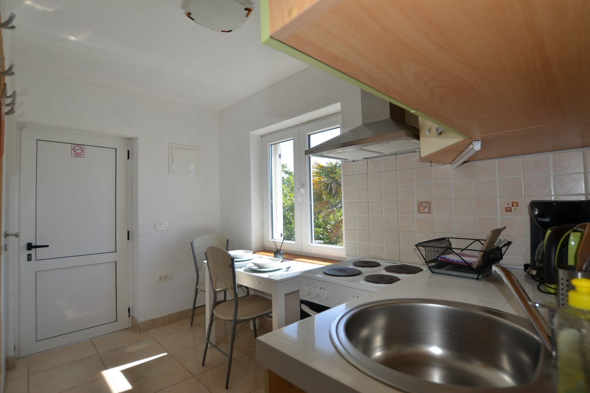 Tranquil Rovinj Studio Apartments - Studio Apartment with Balcony-Kitchen