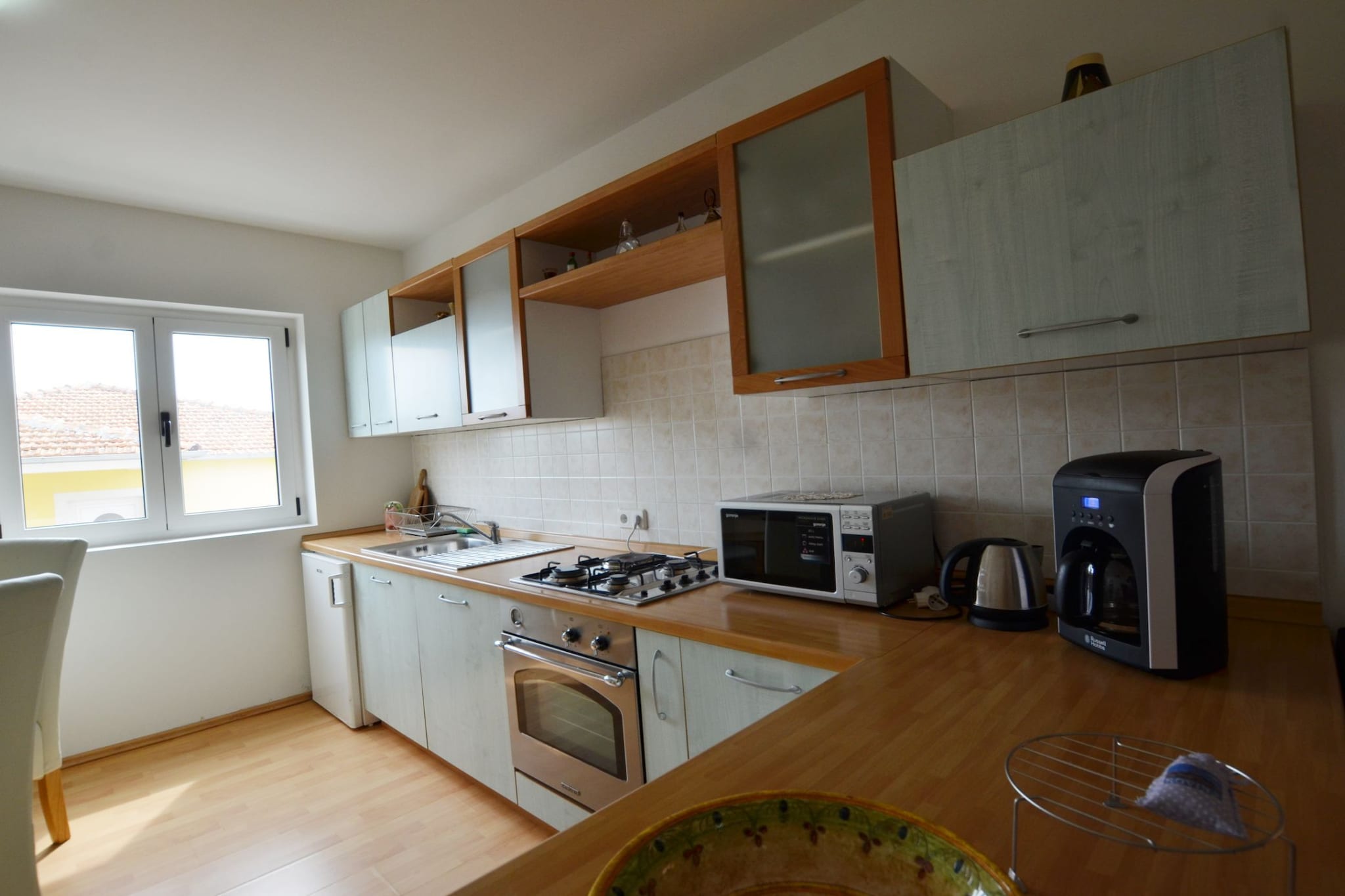 Spacious Apartment with Loggia - One Bedroom Apartment with Loggia-Kitchen